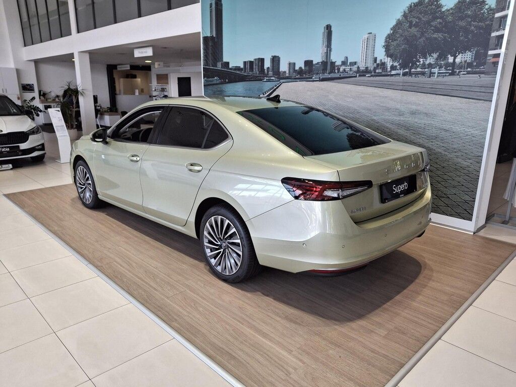 Škoda Superb, 1,5 TSI - fotka 4