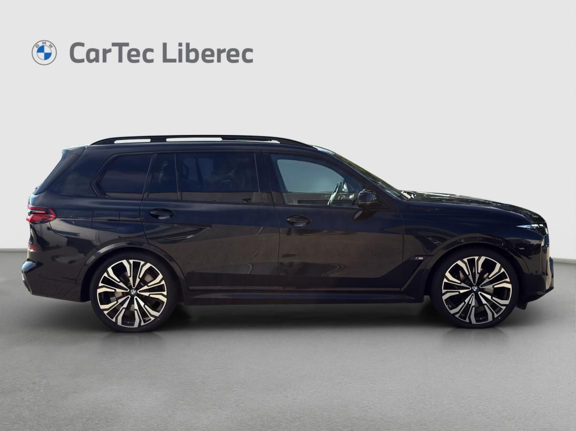 BMW X7, M60i xDrive - fotka 6