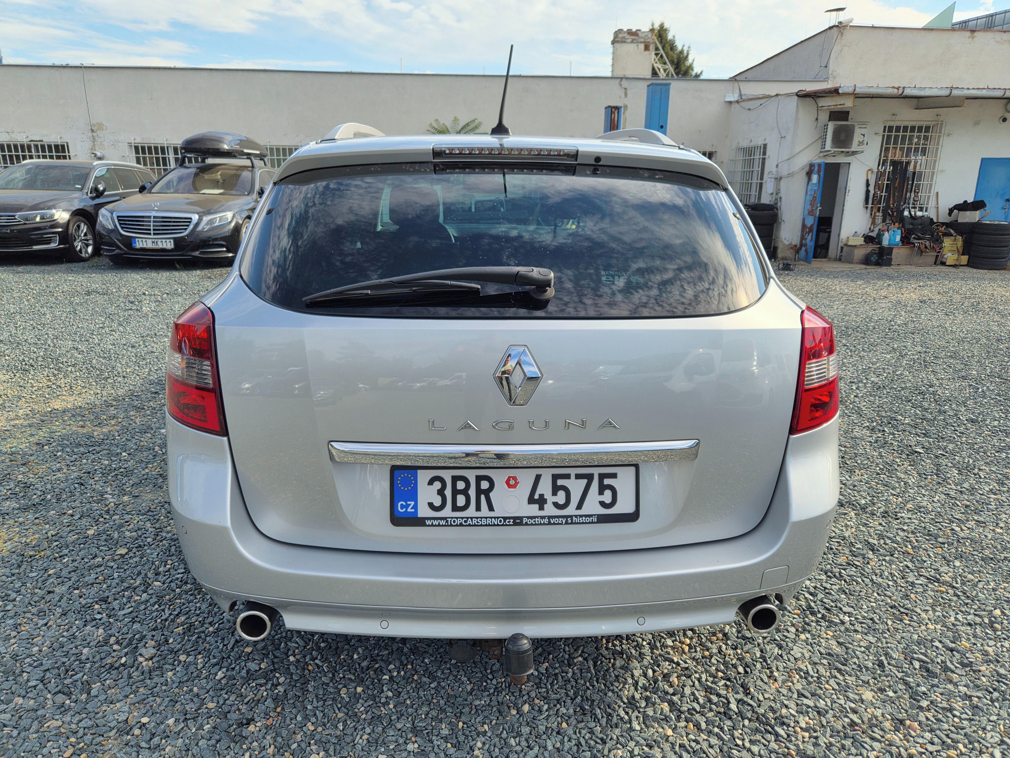 Renault Laguna, GT 2.0DCI 131KW 4CONTROL BOSE - fotka 6