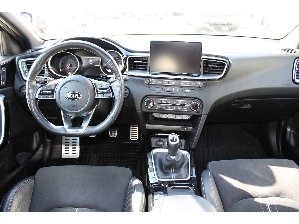Kia Pro_cee´d, 1,4 TGDi  GT LINE PLUS - fotka 5
