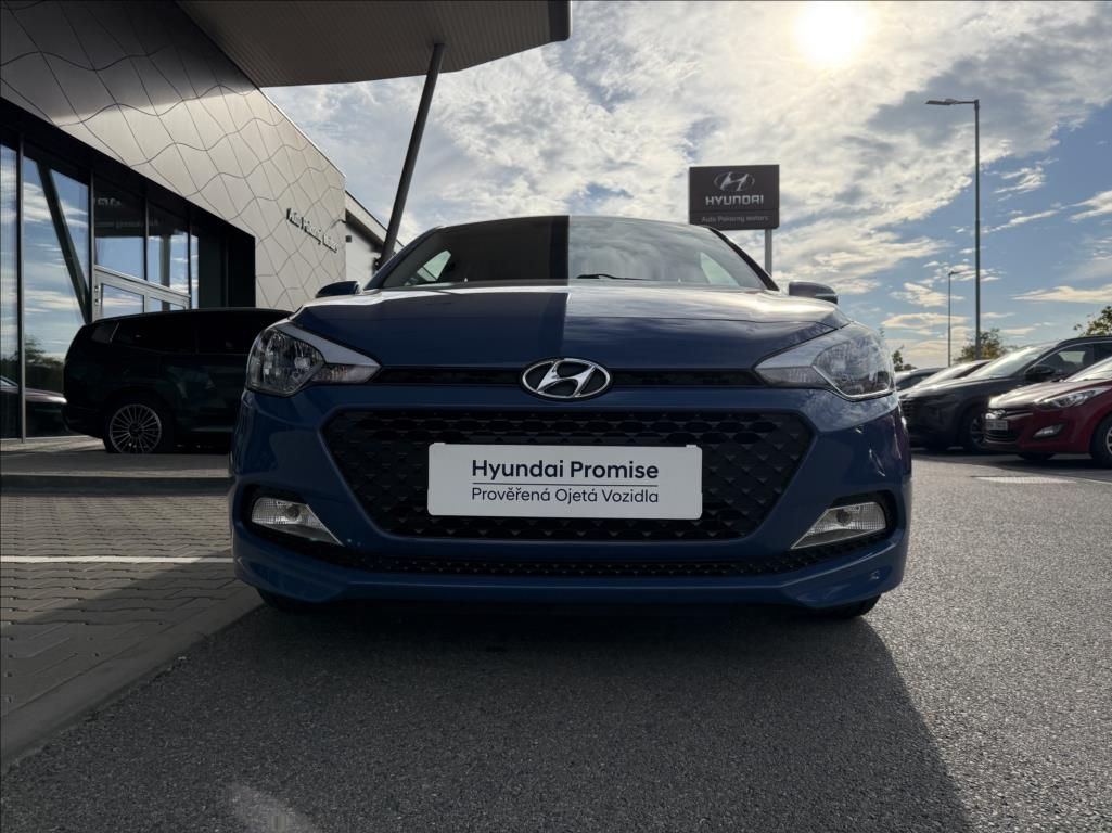 Hyundai i20, 1,2 i  Family+ Club - fotka 5