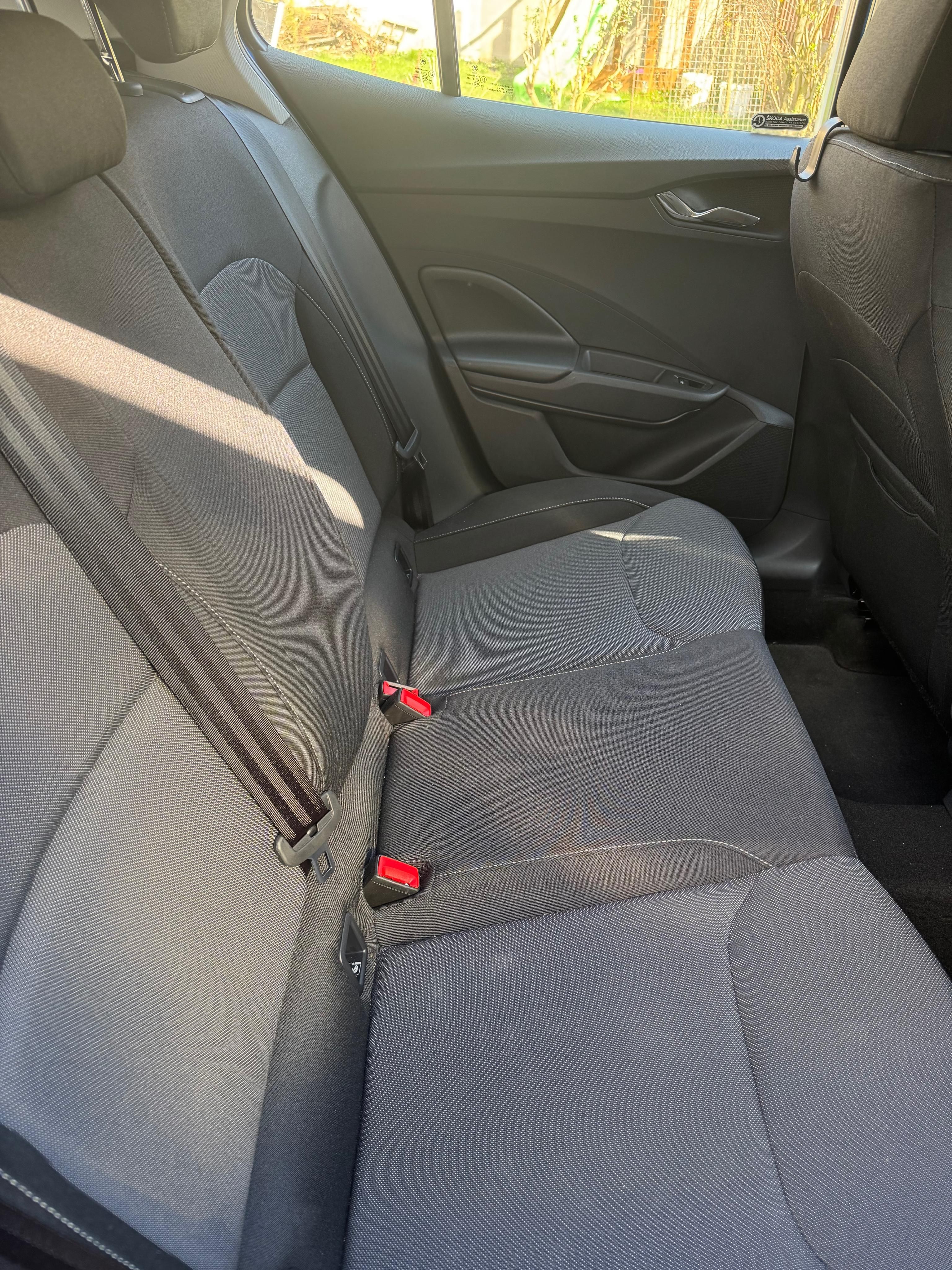 Škoda Fabia, 130 let, 1.0 benzin - fotka 6