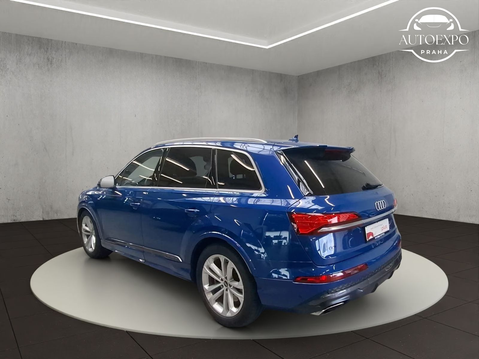 Audi Q7, SUV S line TFSI quattro 250 kW - fotka 5