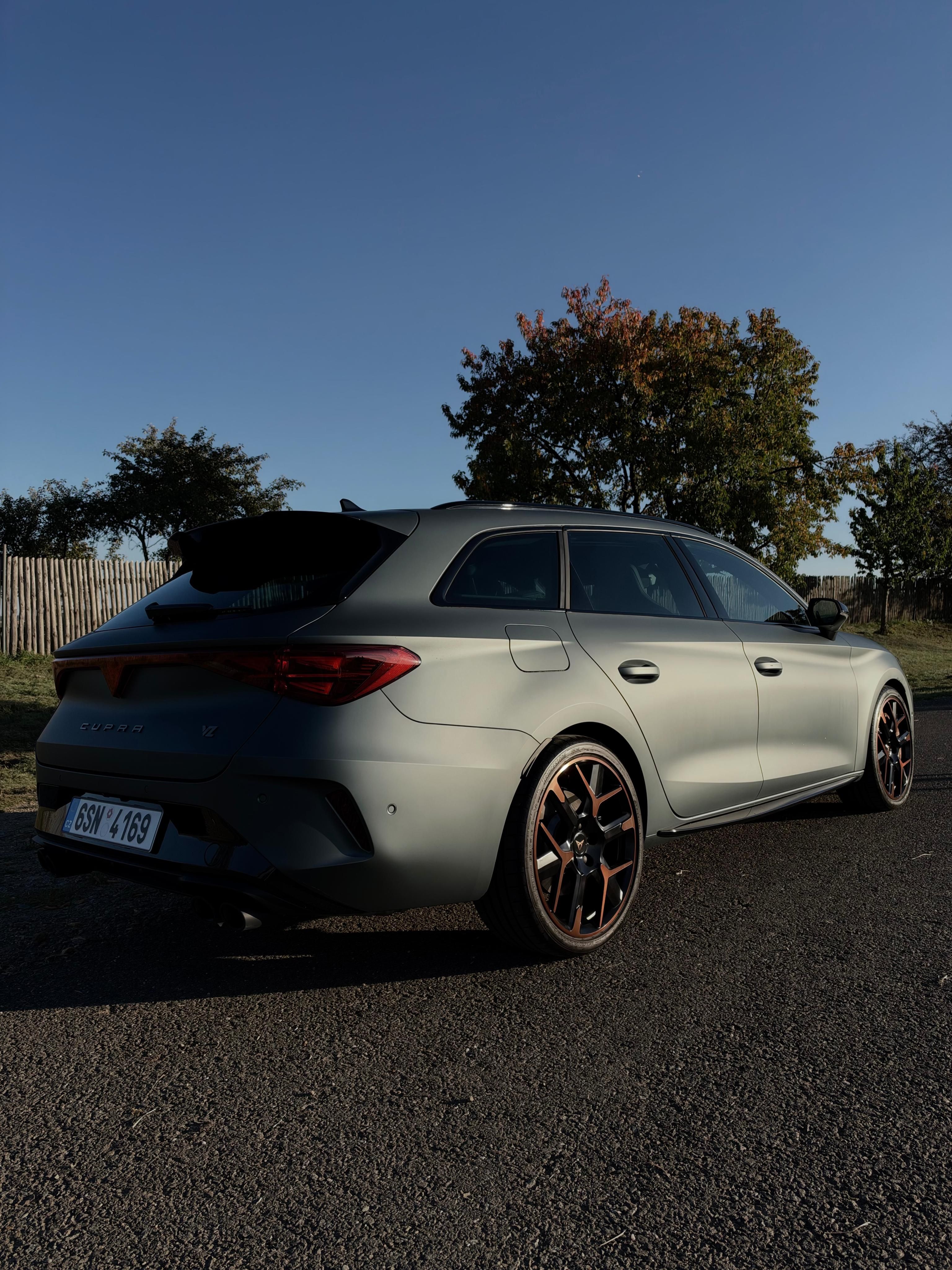 Cupra Leon, SPORTOSTOURER VZ333 EXTREME - fotka 5