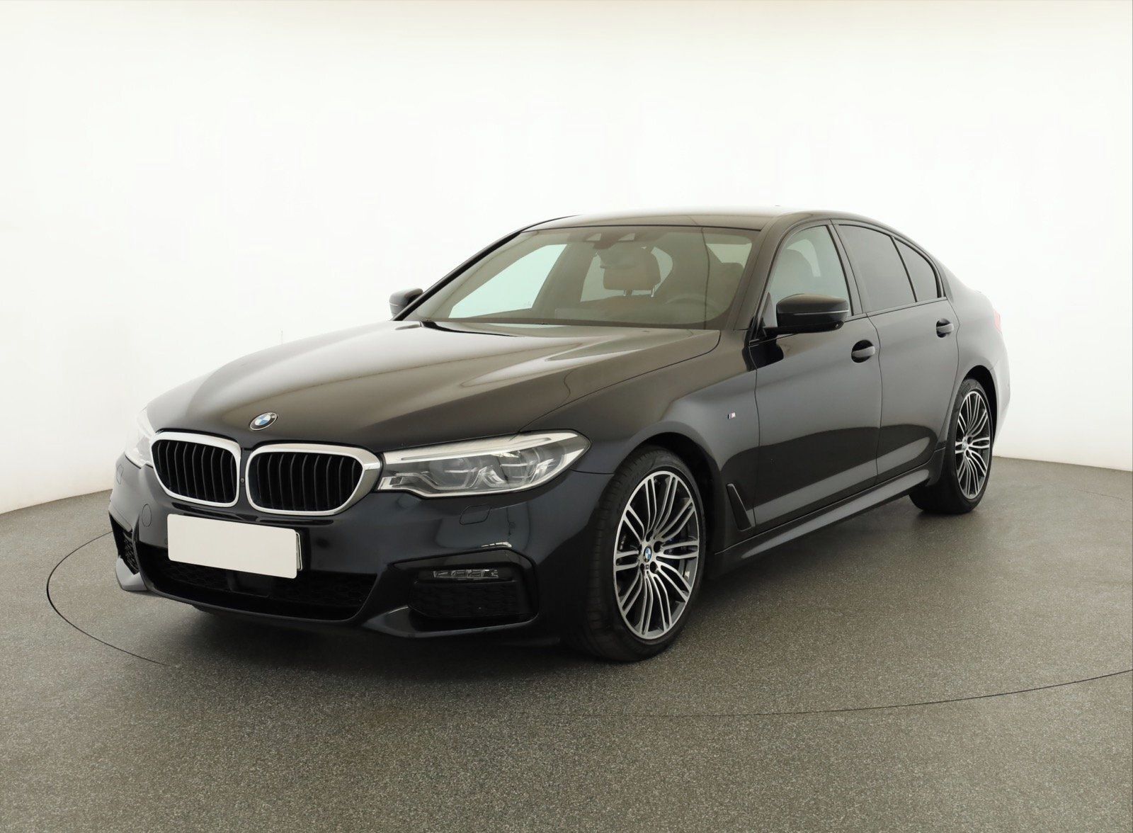 BMW Řada 5, 540i xDrive, M Sport, 4X4 - fotka 3