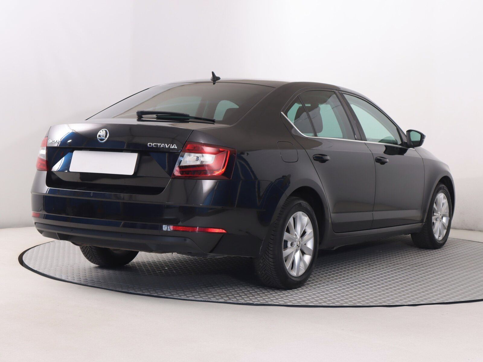 Škoda Octavia, 2.0 TDI, Automat - fotka 5