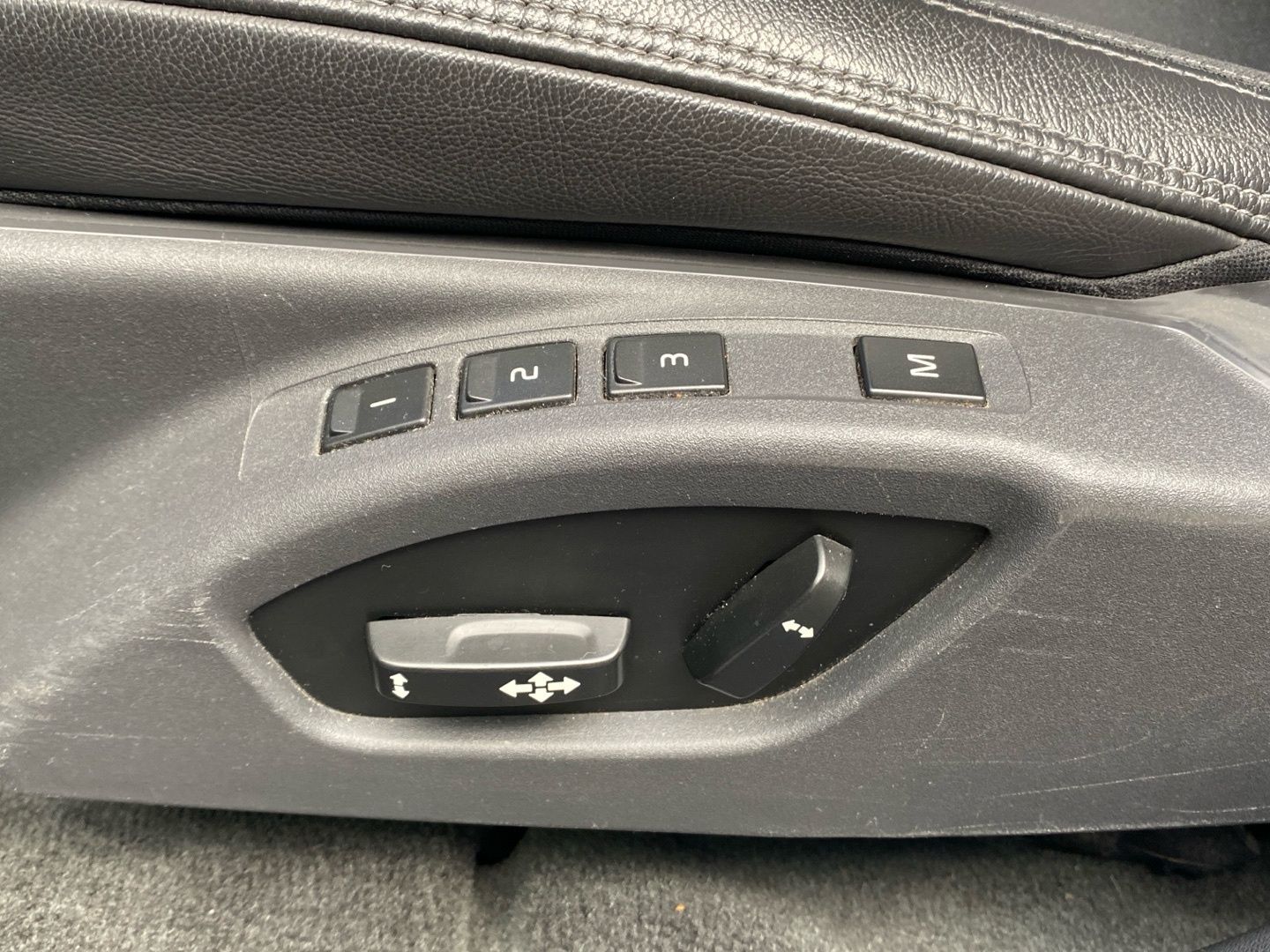 Volvo V60, D3 FWD MOMENTUM - fotka 6