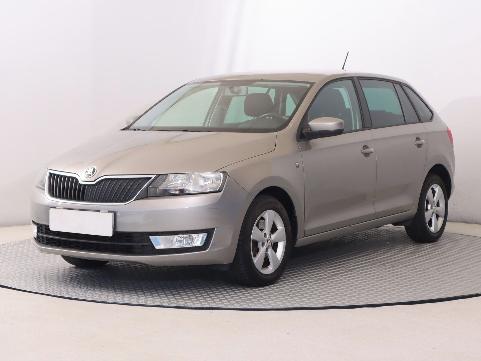 Škoda Rapid, 1.2 TSI - fotka 2