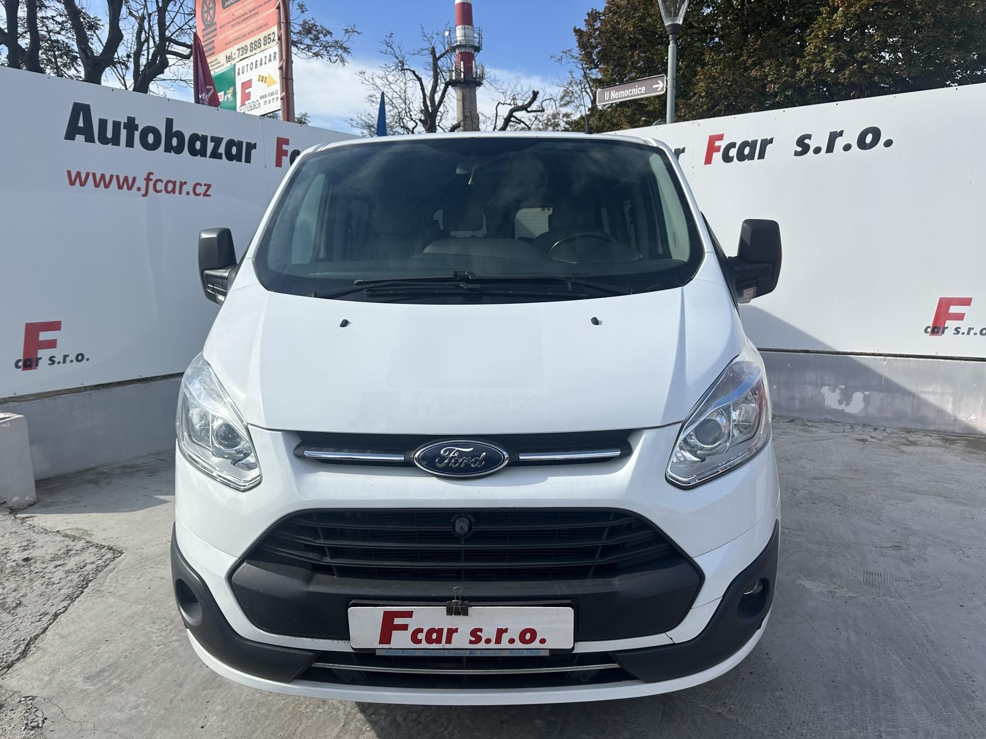 Ford Transit Custom, 2.0TDCi 77kW 9 míst - fotka 2