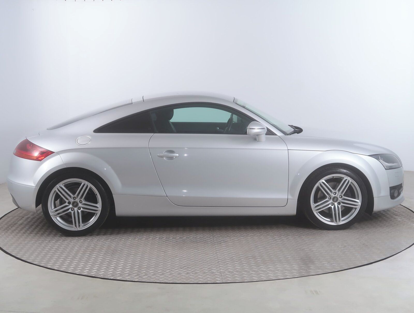 Audi TT, 2.0 TFSI, Automat - fotka 6