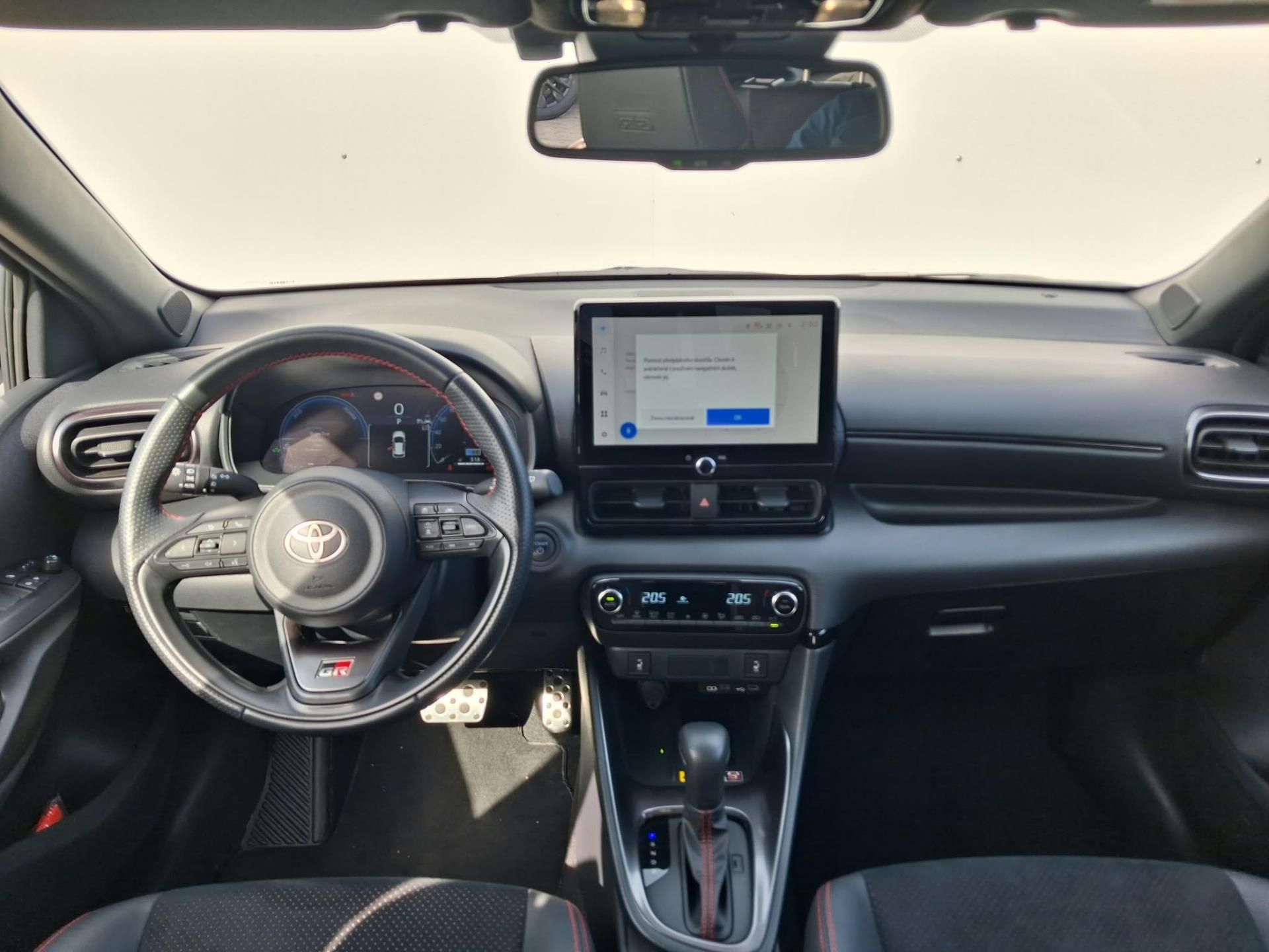 Toyota Yaris, 1.5 HSD e-CVT GR-Sport - fotka 5