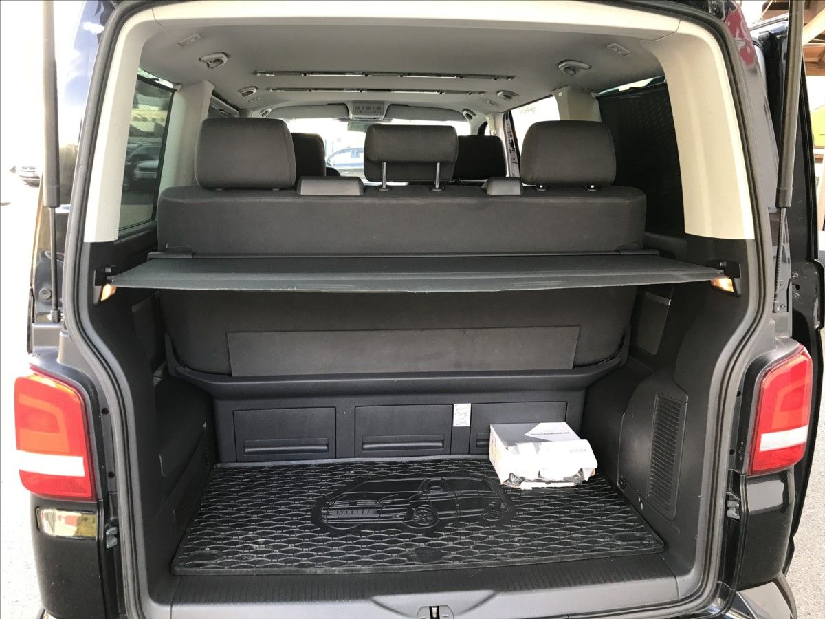 Volkswagen Multivan, 2,0 TDi 103kW 7míst - fotka 5