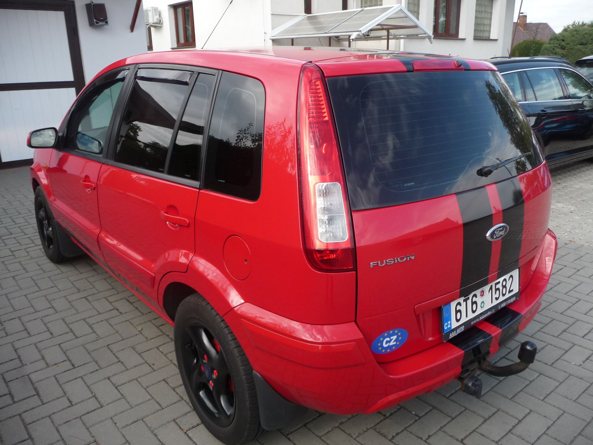 Ford Fusion, 1.6i 74kw Exclusive top stav - fotka 6