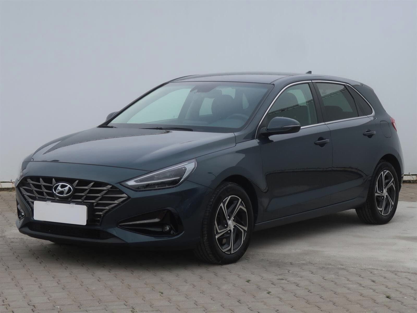 Hyundai i30, 1.5 DPI, Family, Serv.kniha - fotka 2