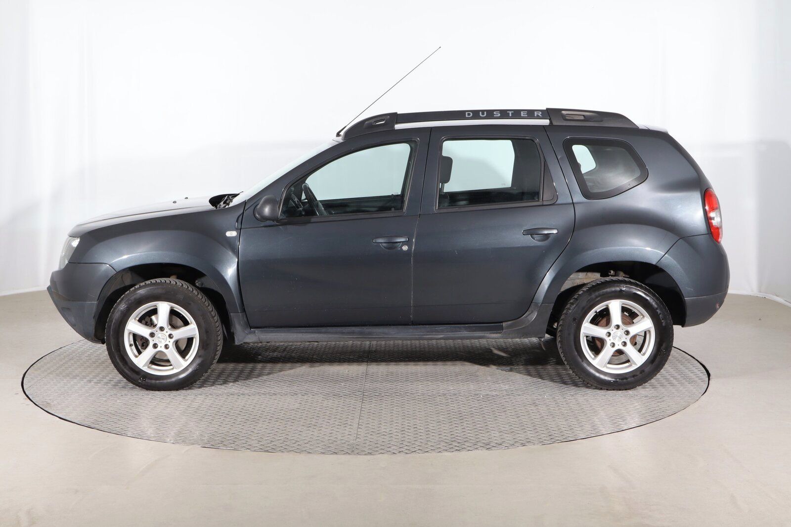 Dacia Duster, 1.5 dCi, 4X4, Tempomat - fotka 3