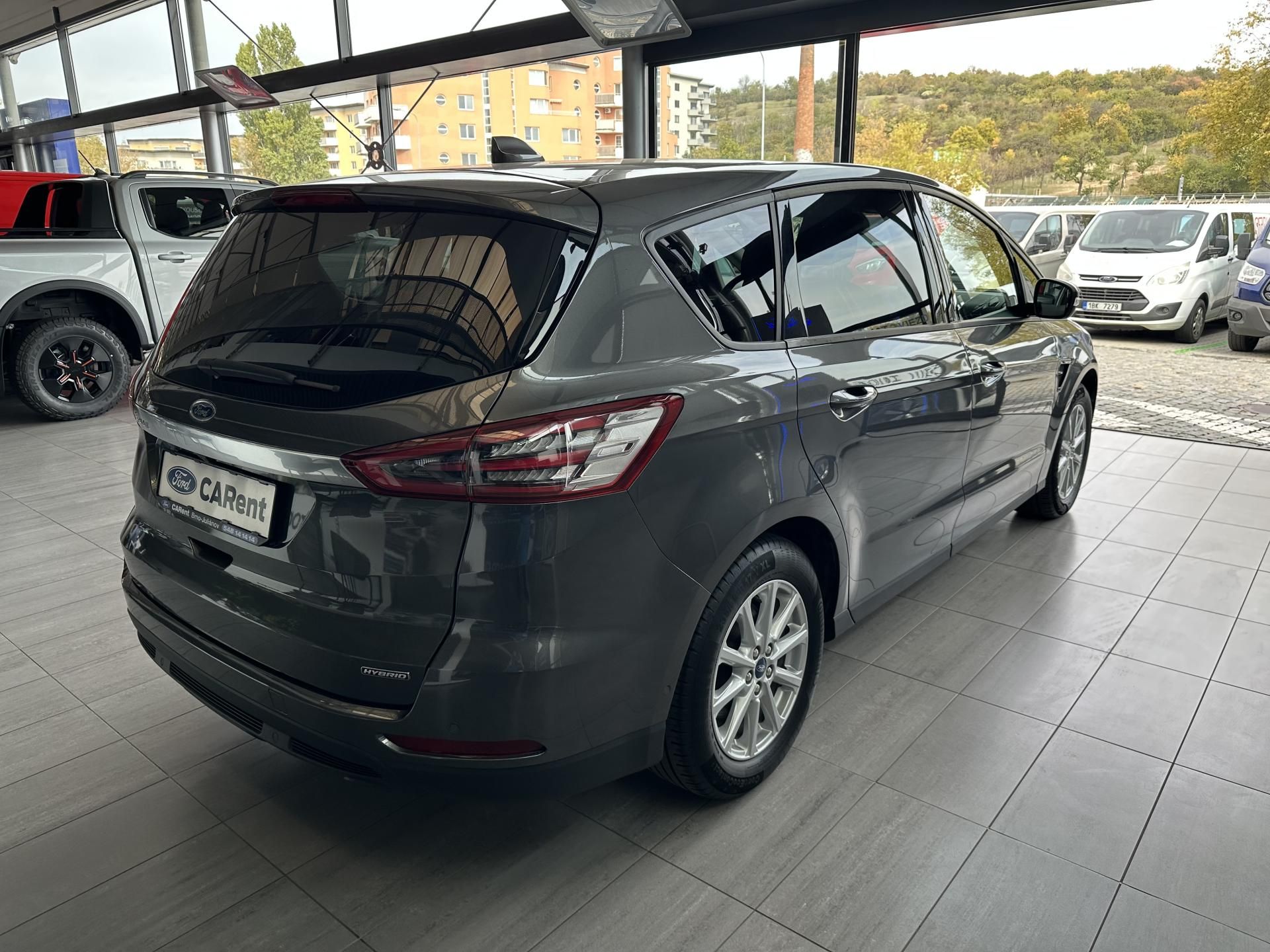 Ford S-MAX, Business 2.5i HEV 190k aut. - fotka 4