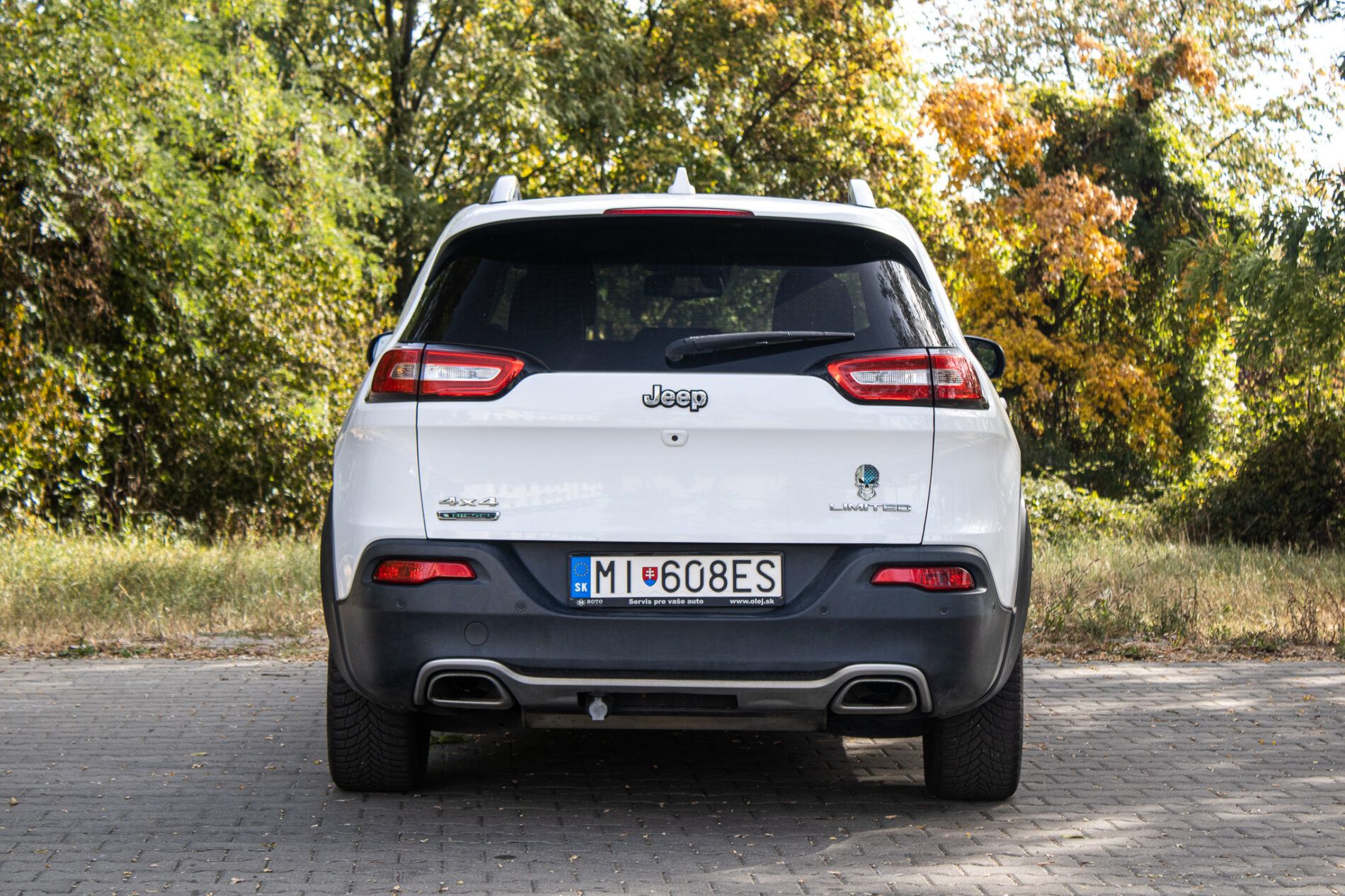 Jeep Cherokee - fotka 6
