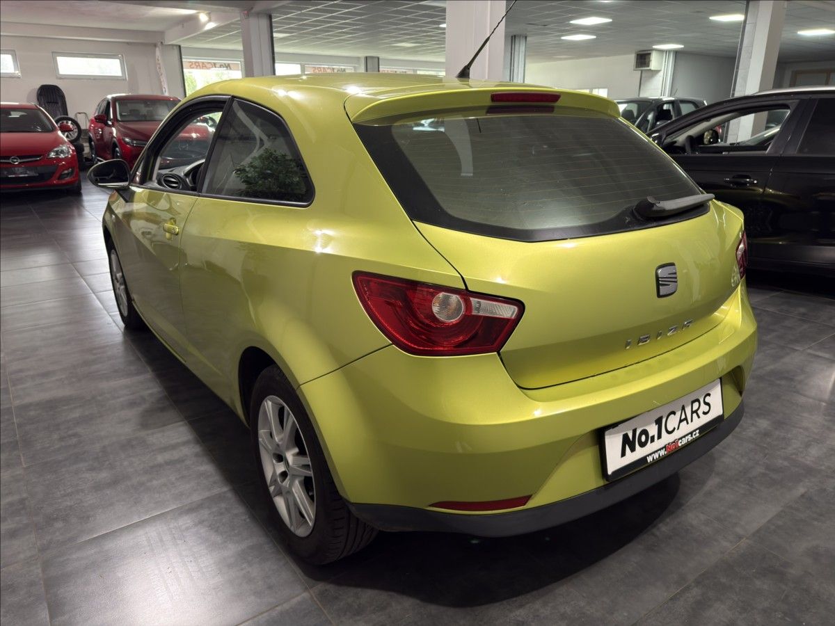 Seat Ibiza, 1,4   i KLIMATIZACE PO STK - fotka 4