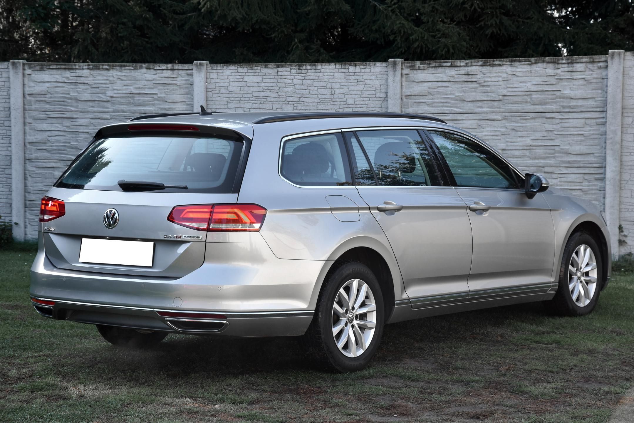 Volkswagen Passat, 2.0 TDi CR DSG COMFORTLINE, TZ - fotka 4