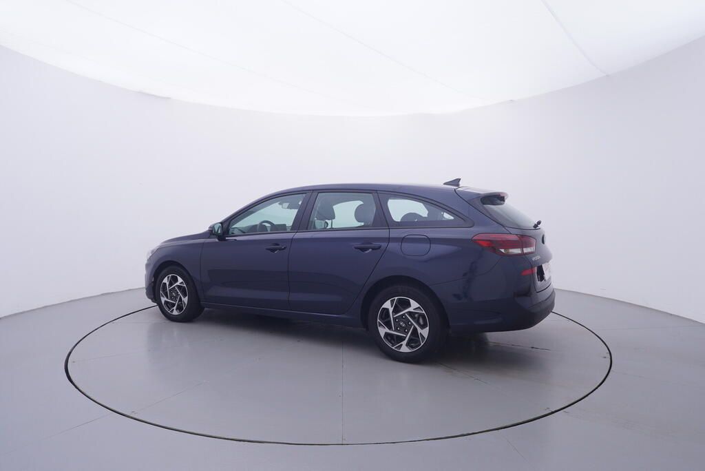 Hyundai i30, Comfort 1.0 GDI 73 kW - fotka 3