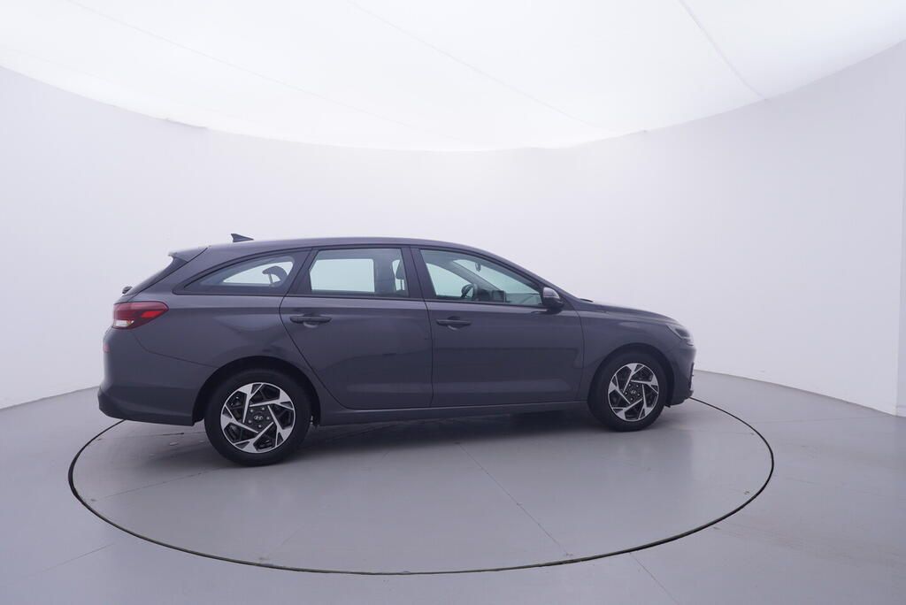 Hyundai i30, Comfort 1.0 GDI 73 kW - fotka 6