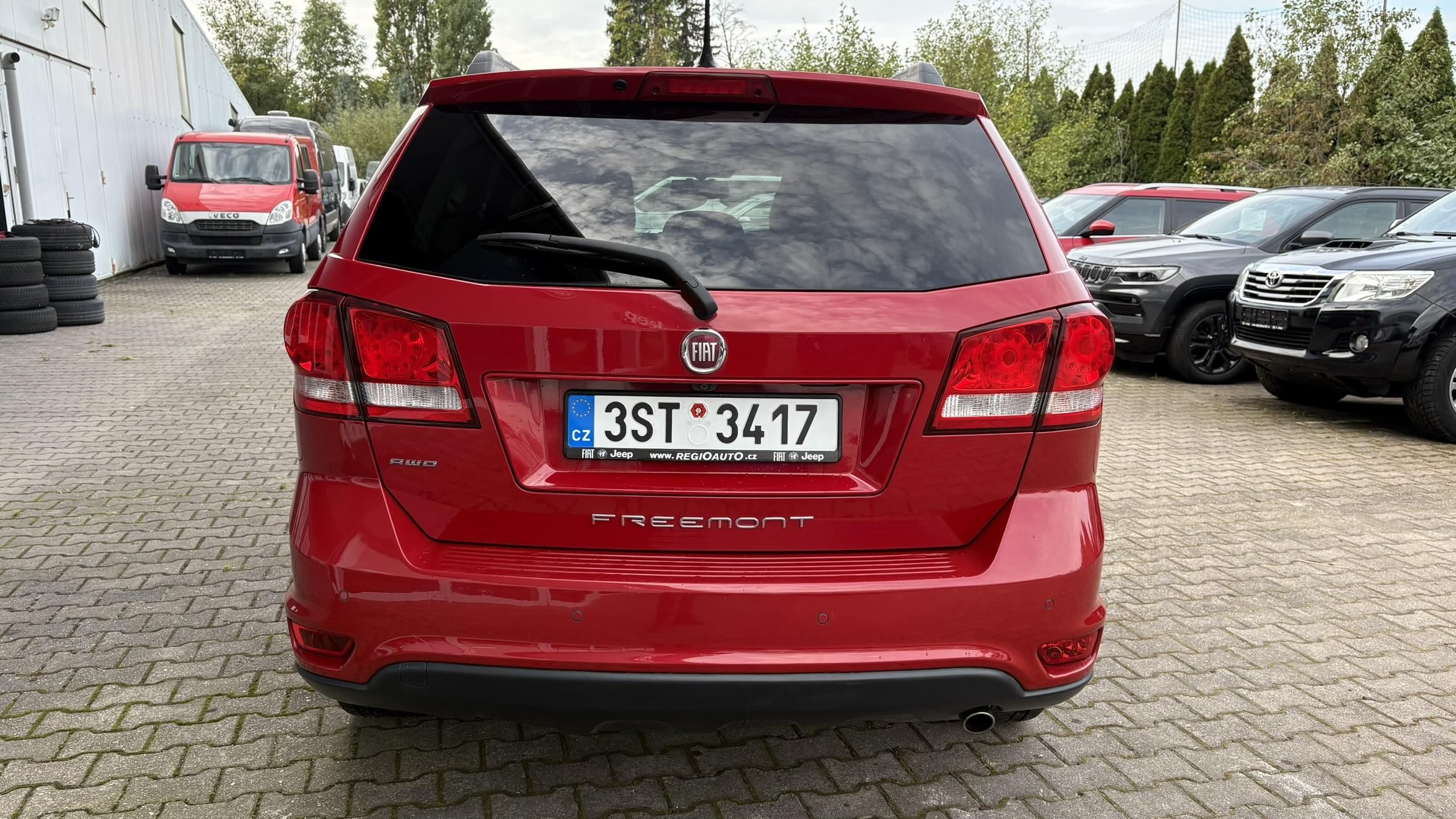 Fiat Freemont, 2.0 M-jet 170k Black Code - fotka 5