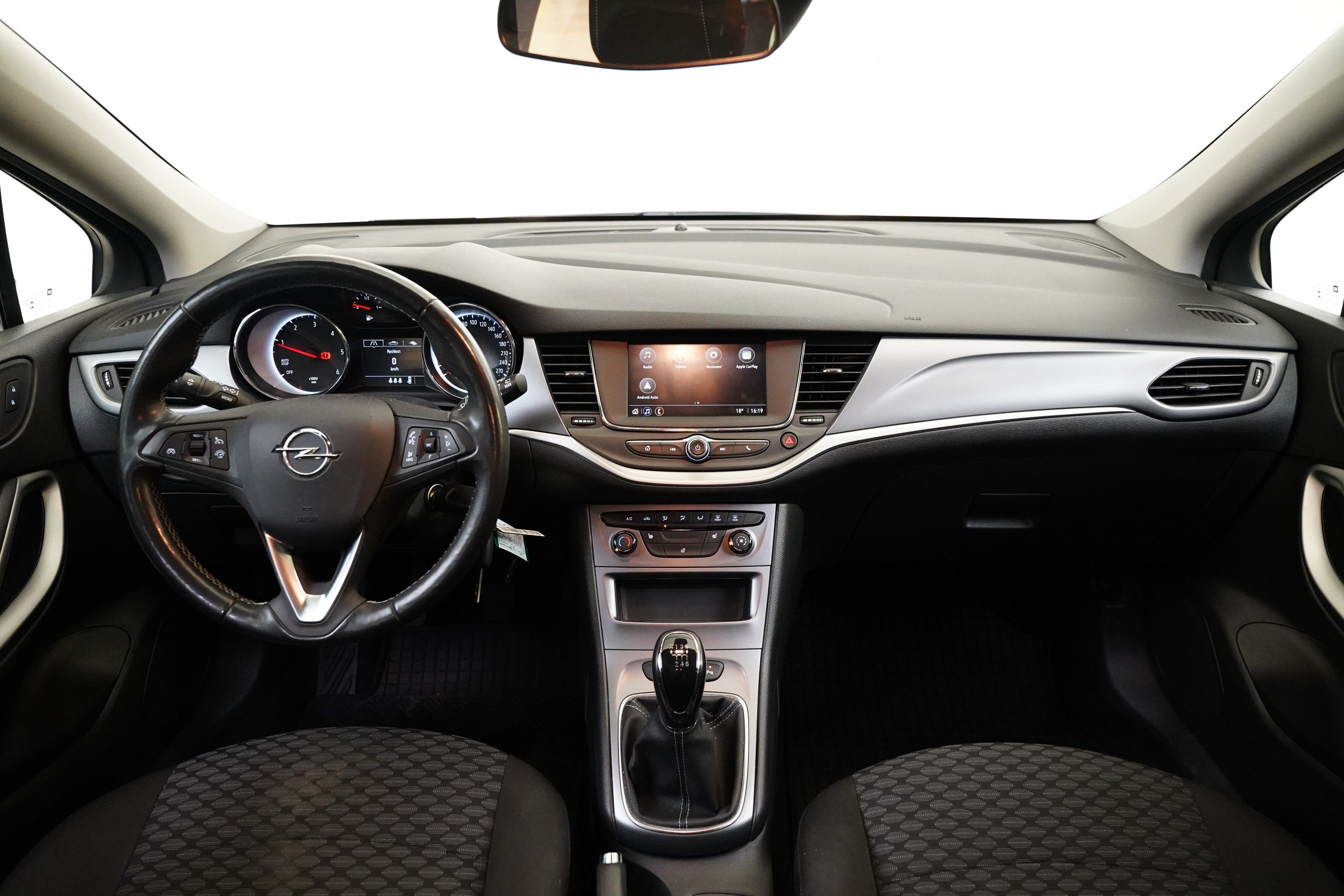 Opel Astra, 1.5 CDTi 90 kW Edition ST - fotka 4