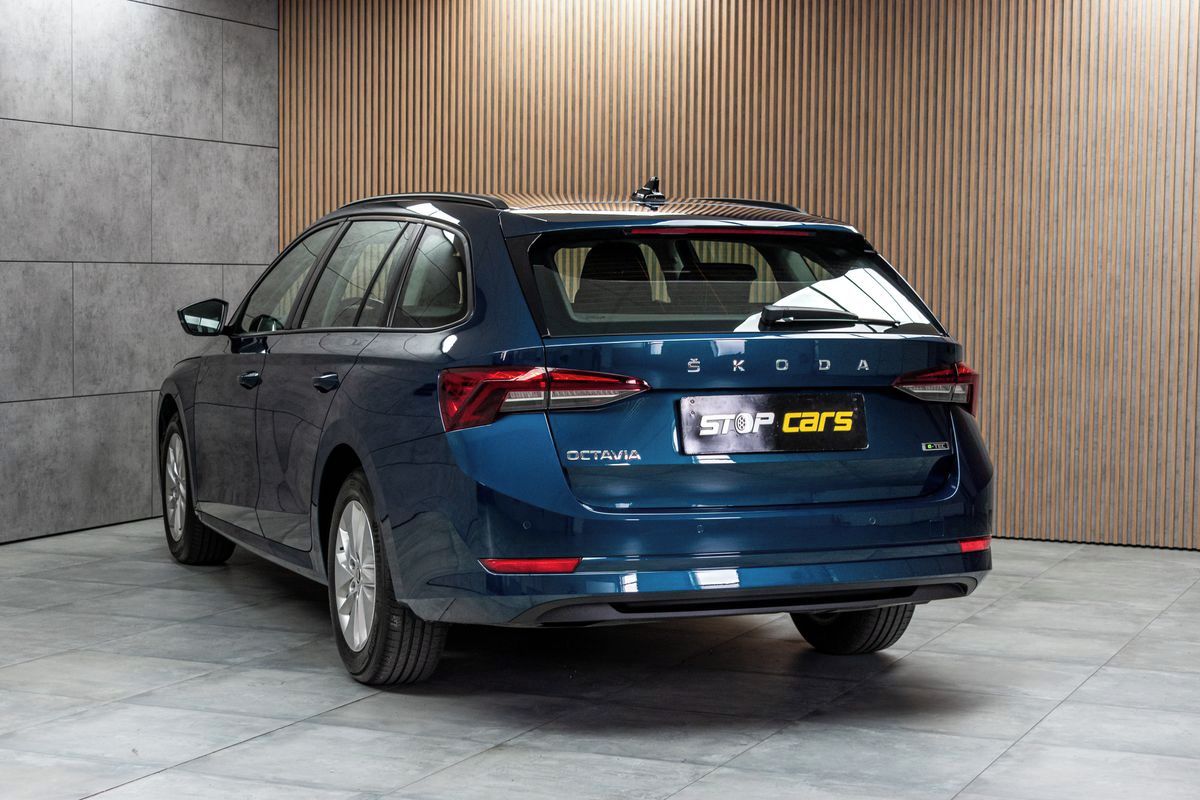 Škoda Octavia, 1.0 TSI e-TEC*AMBITION+*ČR 1.M - fotka 4
