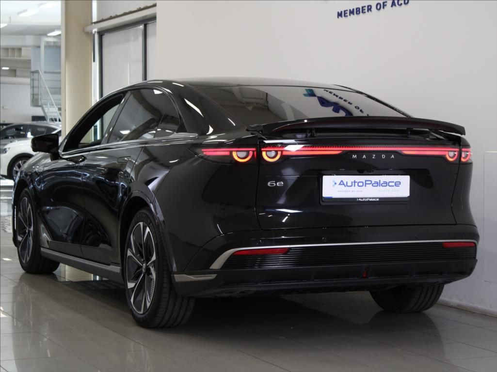 Mazda 6e, 68kWh 190kW Takumi PLUS ČR - fotka 4