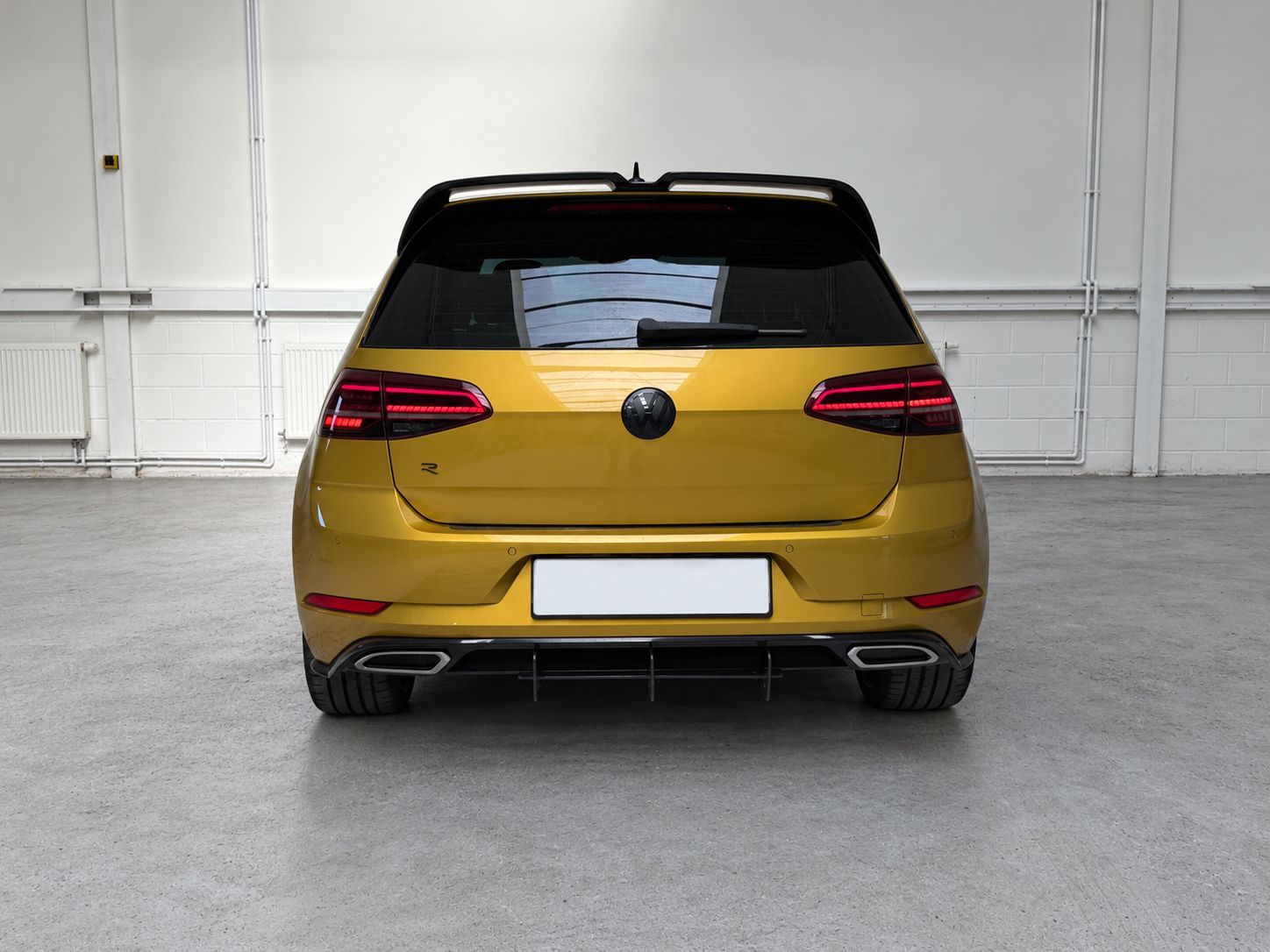 Volkswagen Golf, R-Line 1.5 110kw DSG PANO - fotka 4