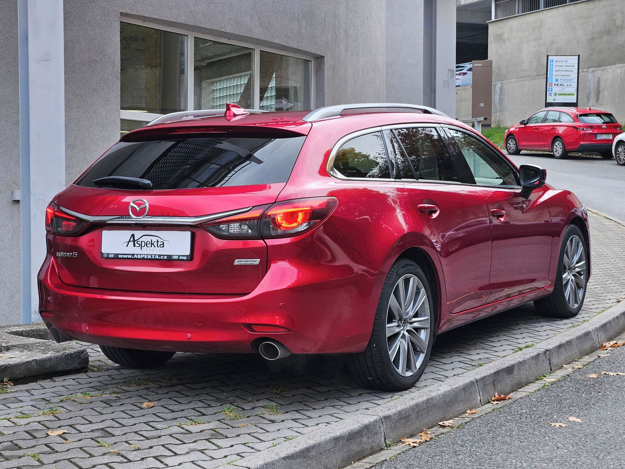 Mazda 6, 2,5l SKYACTIV-G,Revolution Top - fotka 5