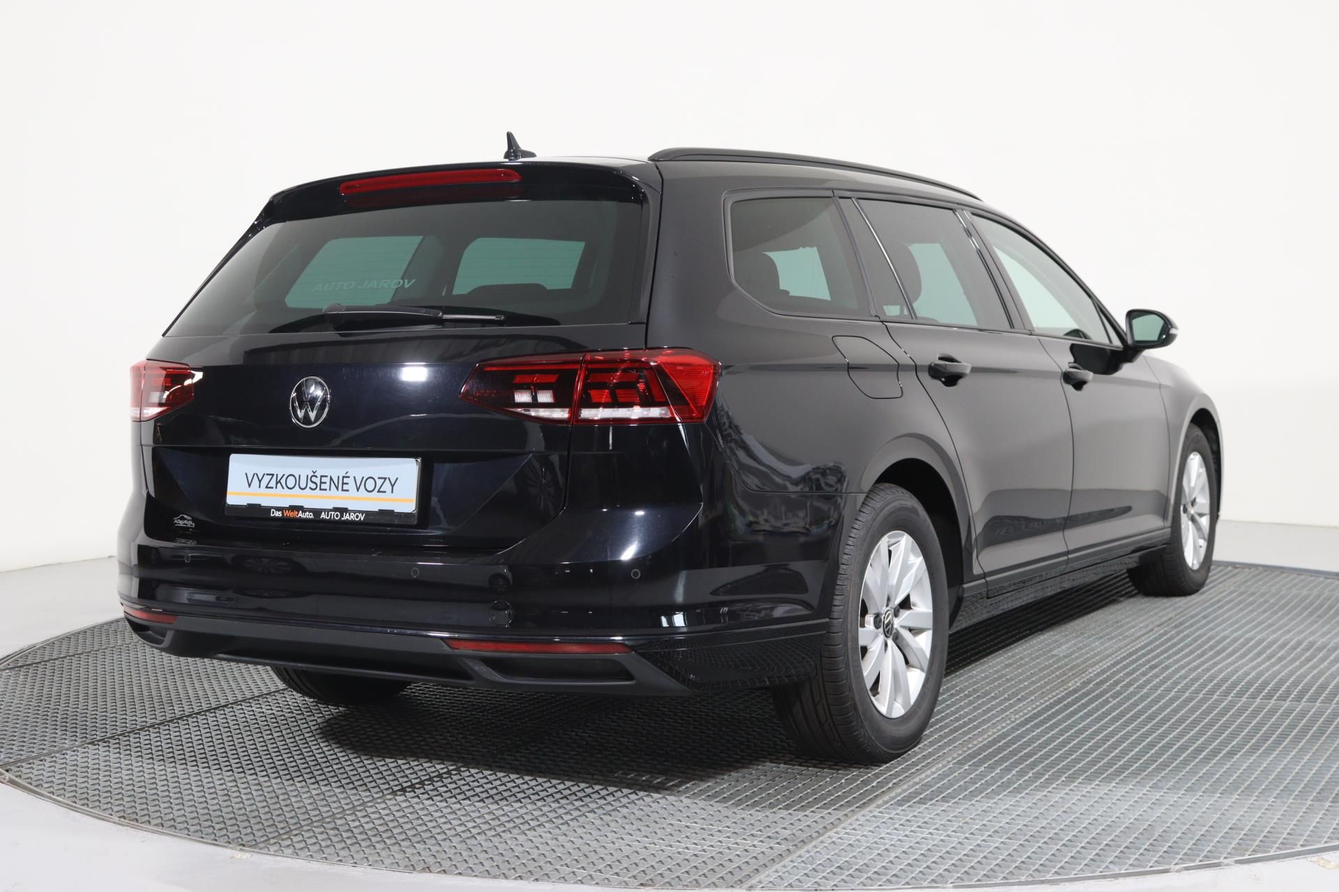 Volkswagen Passat, VARIANT 2,0 TDI BASIC DSG 90 K - fotka 2