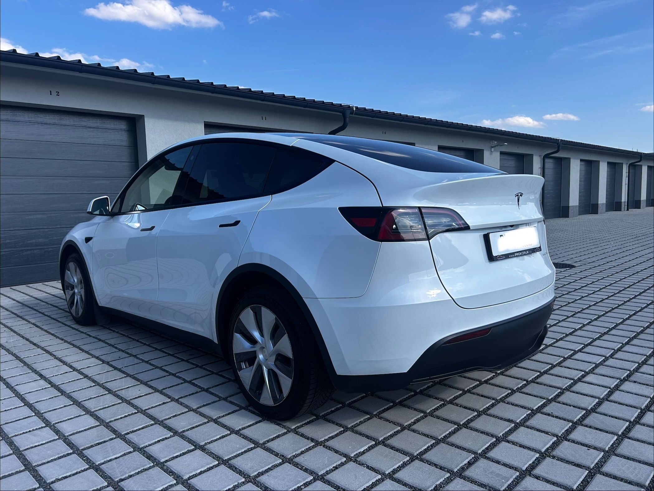 Tesla Model Y, LR Ryzen Berlin SOH 88 - fotka 3