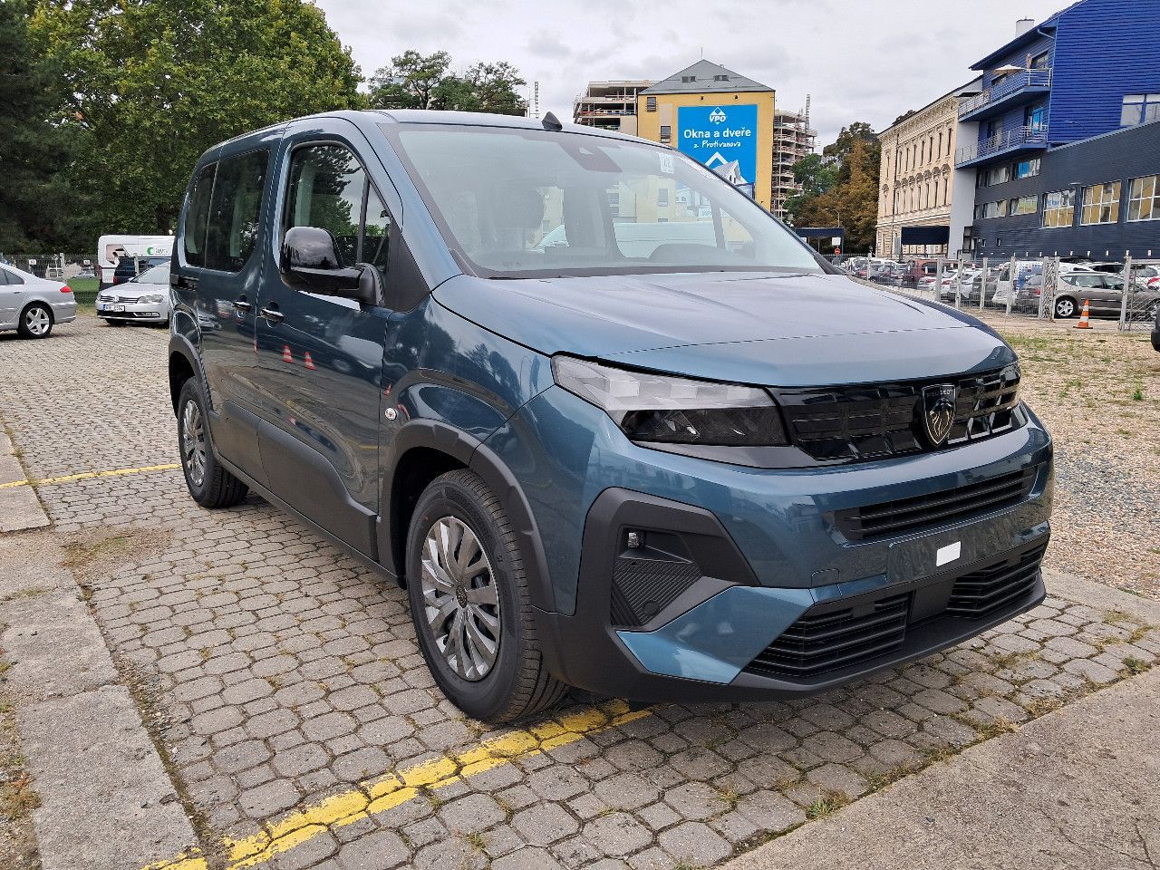Peugeot Rifter, RIFTER ALLURE PureTech 110 S&S - fotka 3