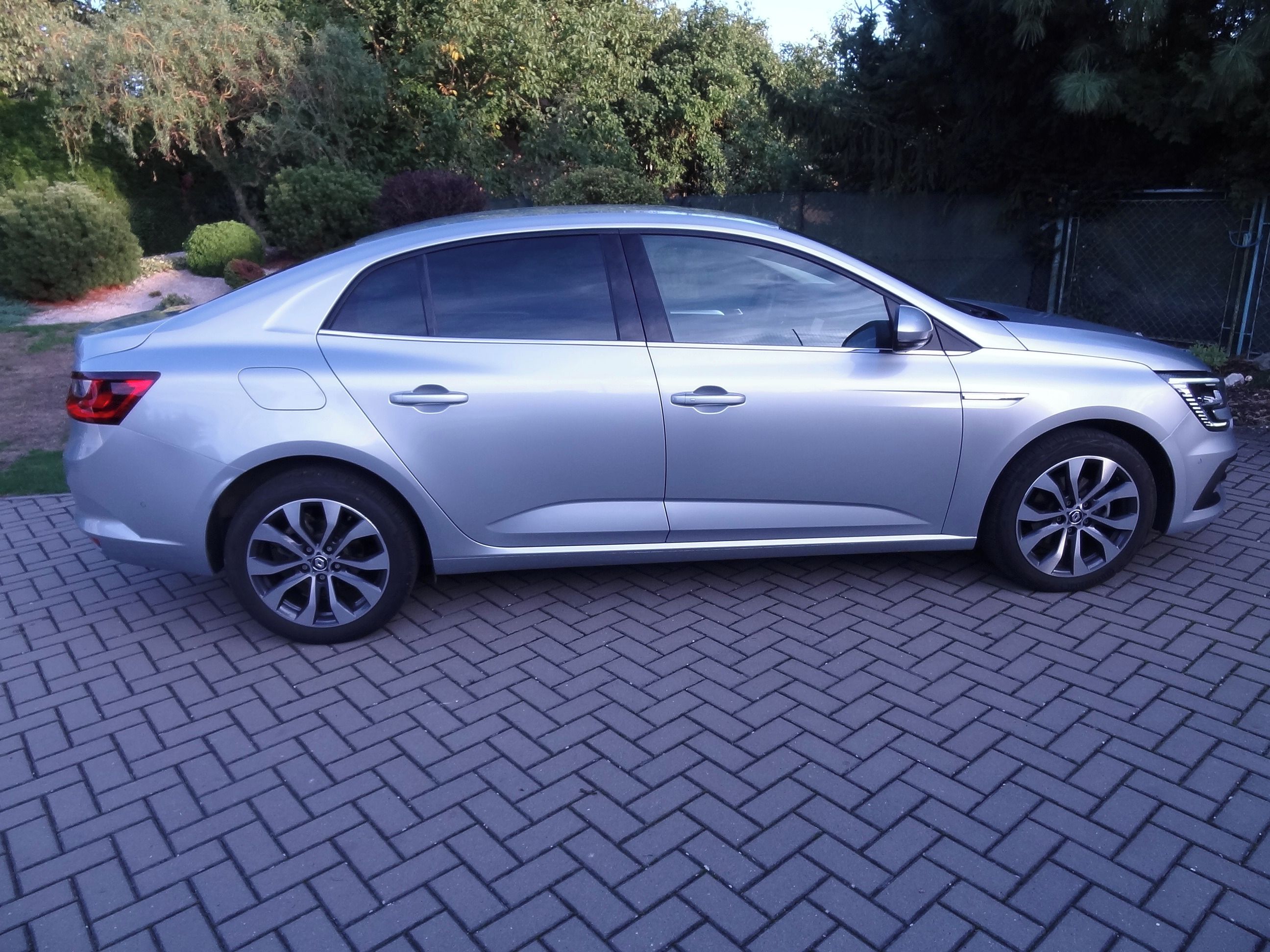 Renault Mégane, 1.3 TCE 103 kW,1.MAJ,ZÁRUKA,CZ - fotka 6