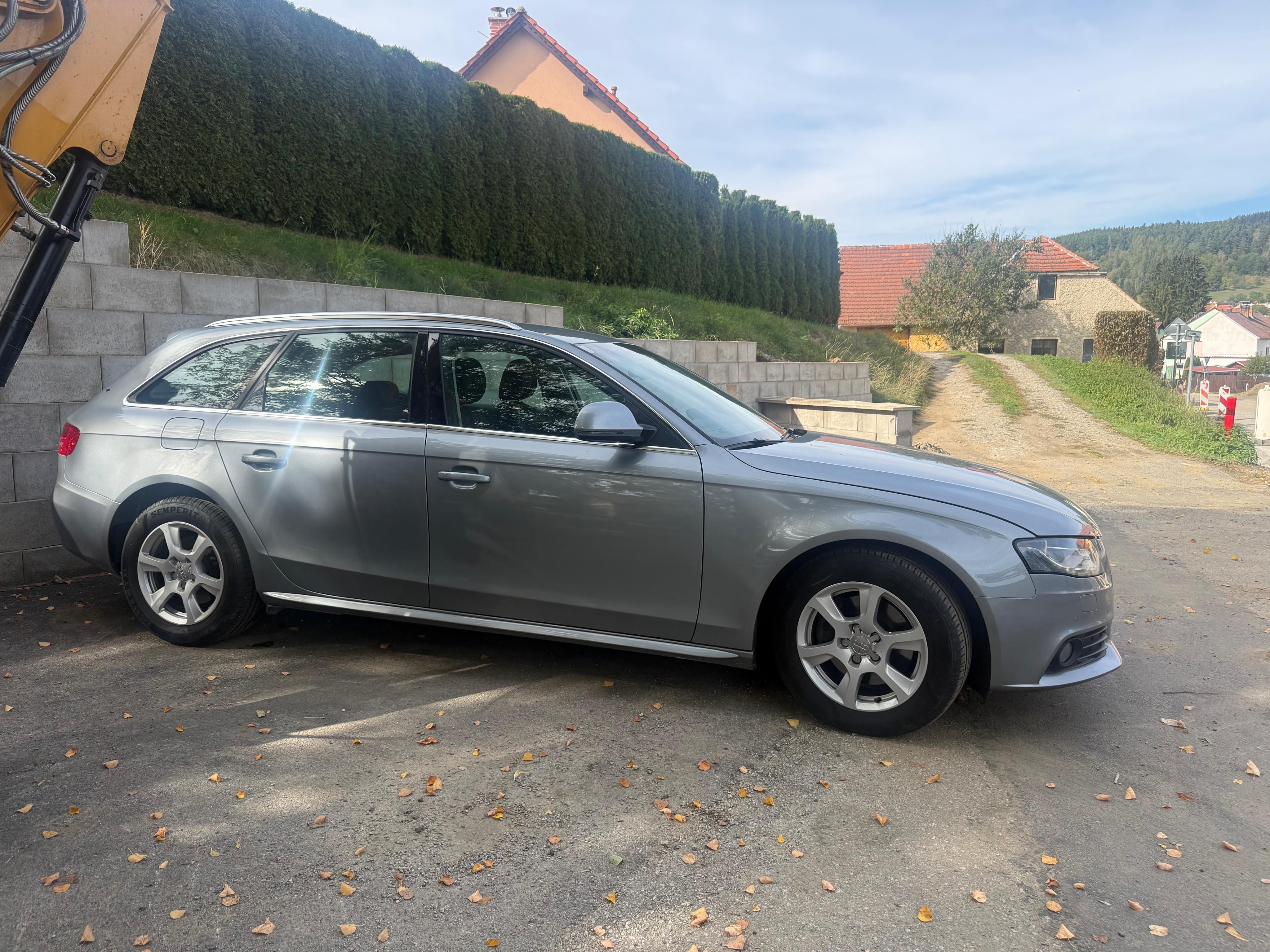 Audi A4, 2.0 TDI 187.000 km - fotka 4