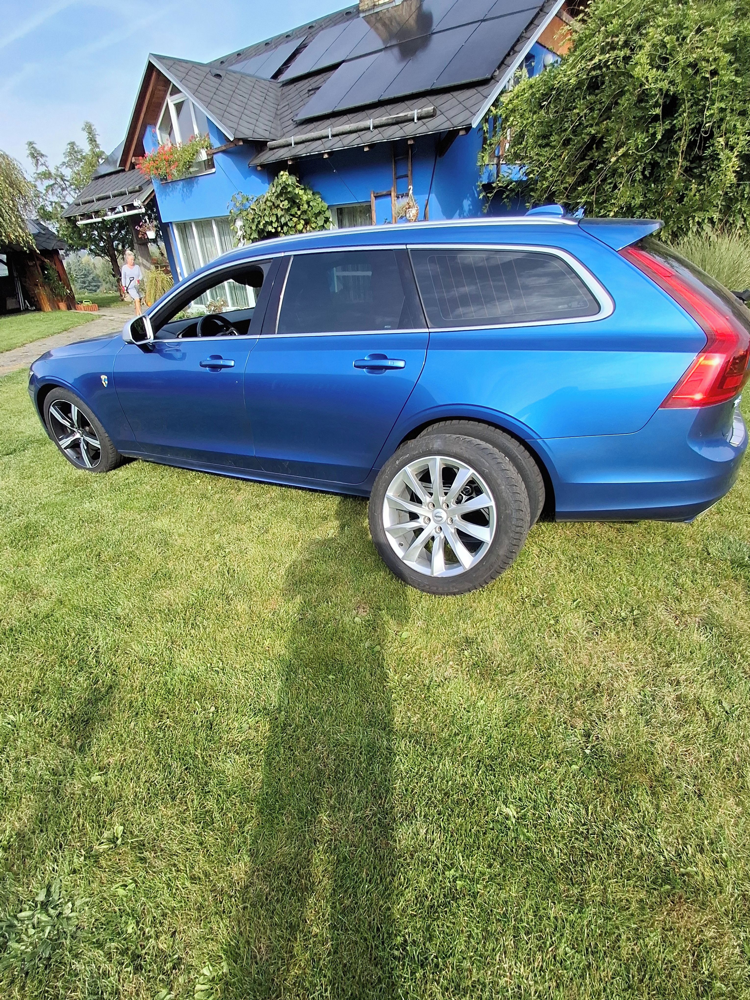 Volvo V90, Volvo V 90 FWD Drive-E 190Hp - fotka 6