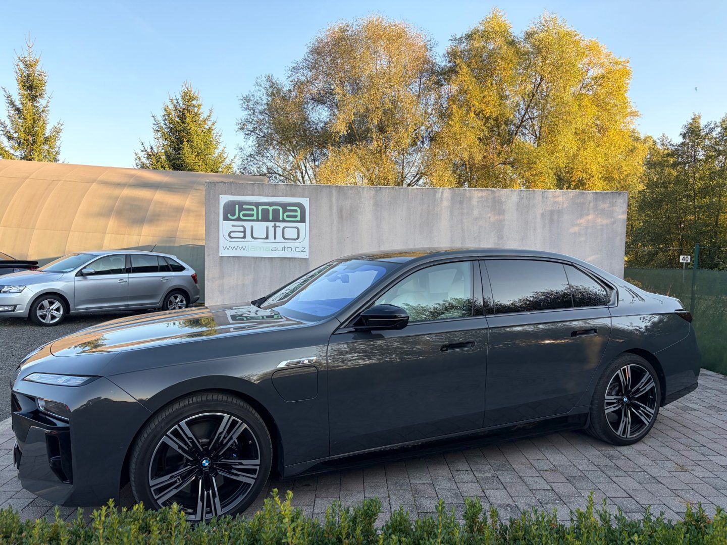 BMW Řada 7, M760e 420kW xDrive ZÁRUKA - fotka 4