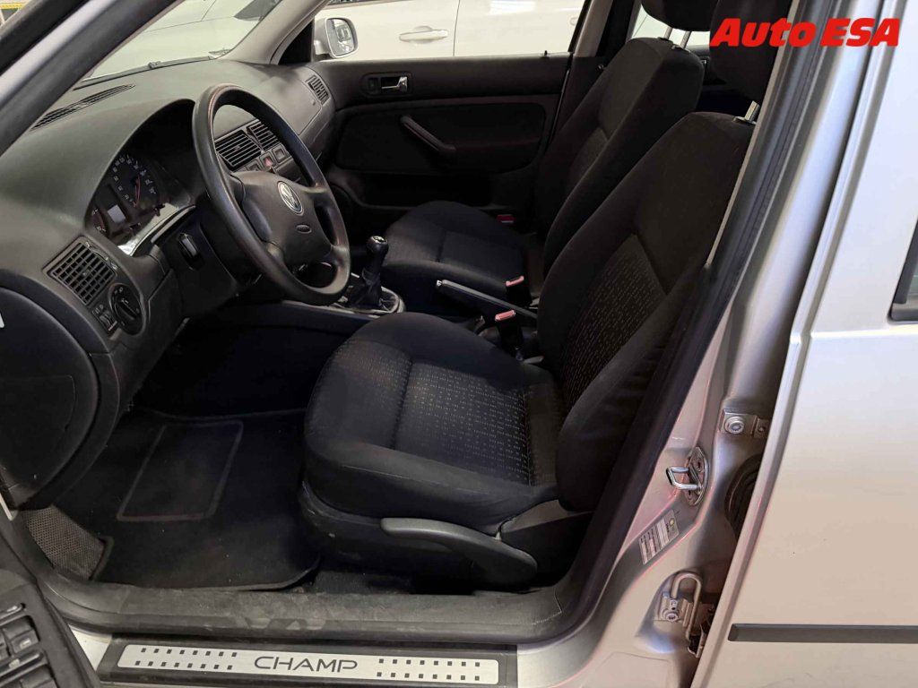 Volkswagen Golf, 1.4i - fotka 3