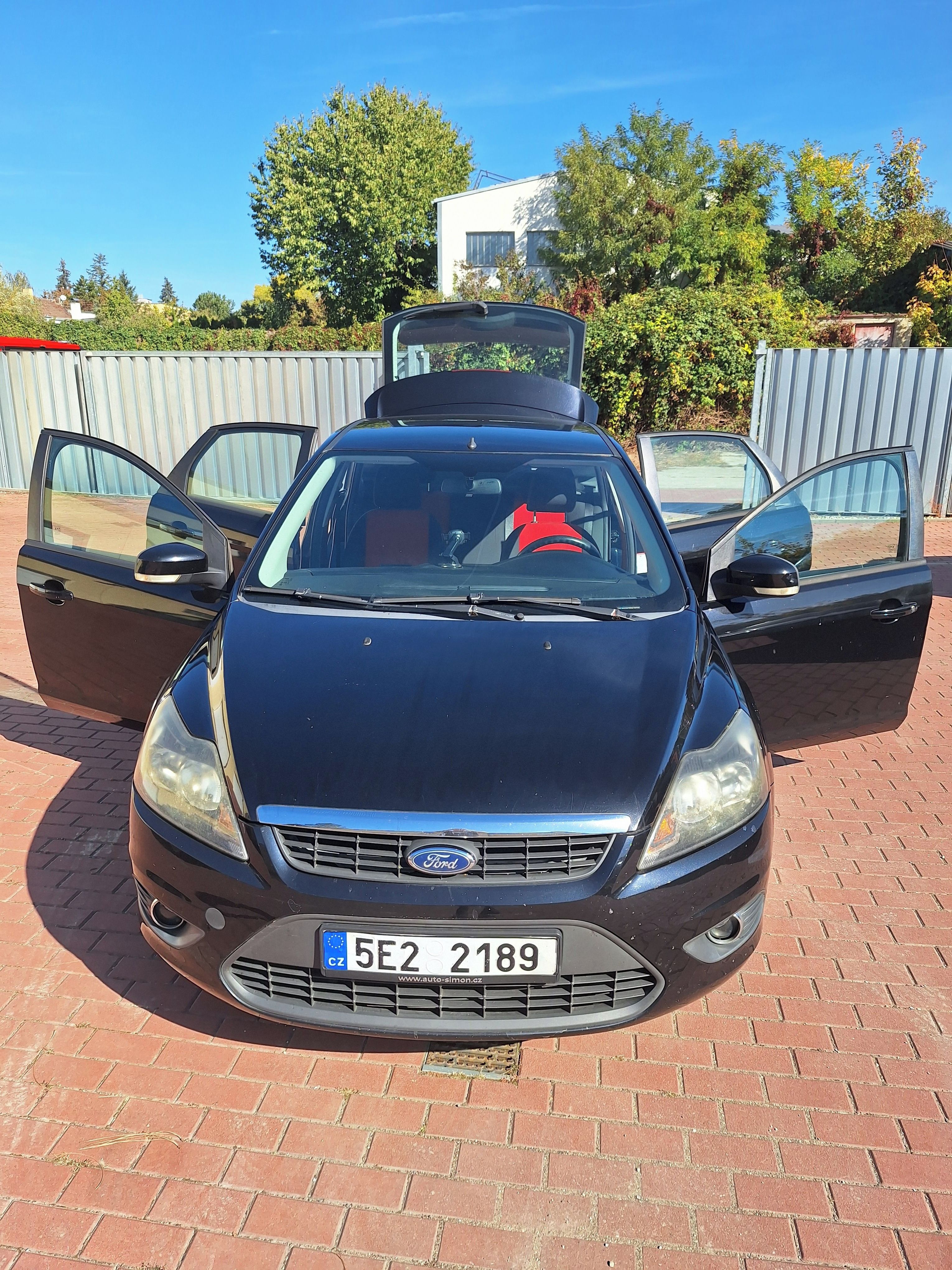 Ford Focus, 1.6, 85 kW, servisováno - fotka 3
