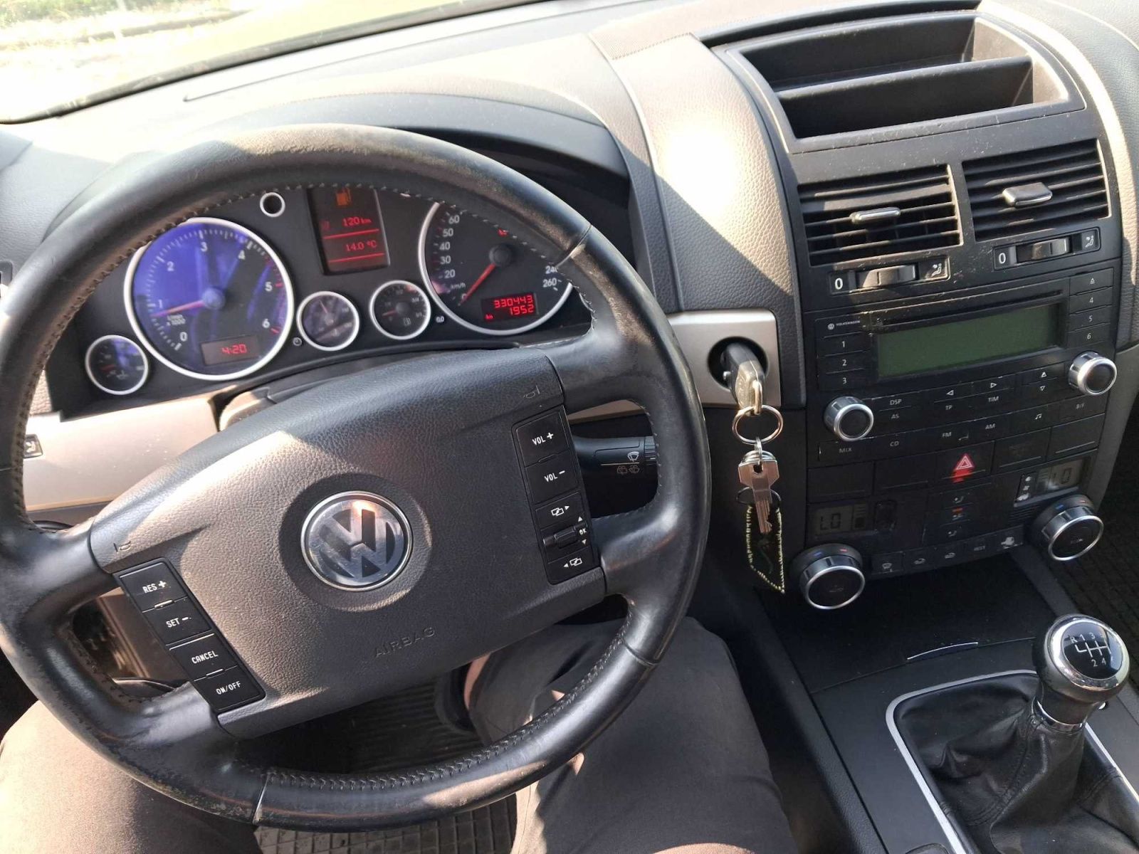 Volkswagen Touareg, 2.5 R5 TDI, 4X4, Tažné - fotka 3
