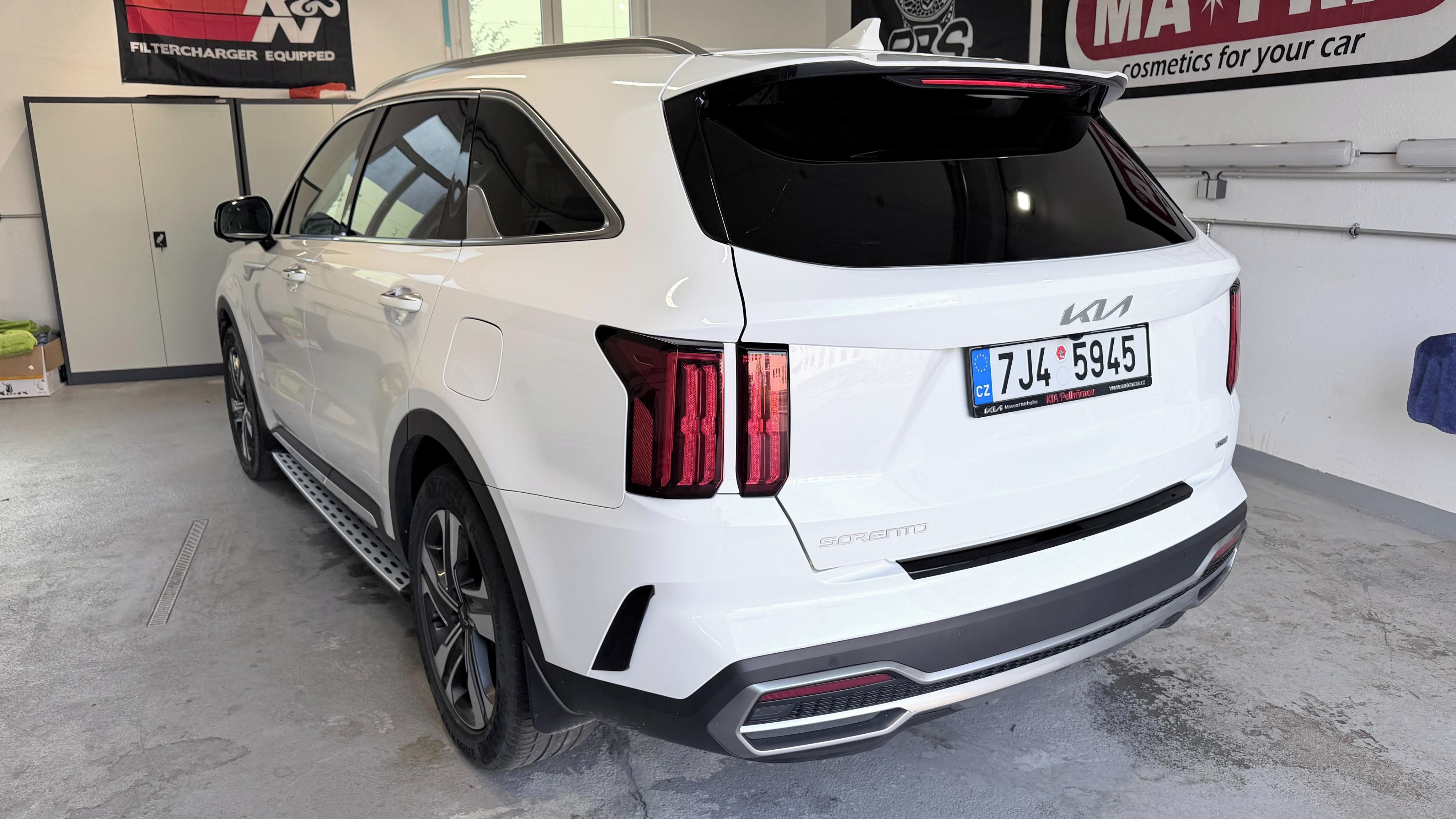 Kia Sorento, Kia Sorento 7P HEV - fotka 3