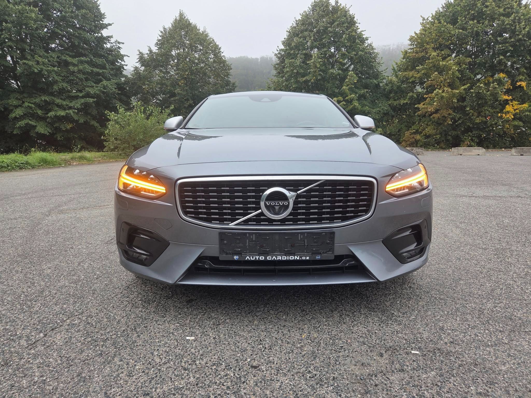 Volvo S90, T6 AWD R-DESIGN HUD 360° - fotka 5
