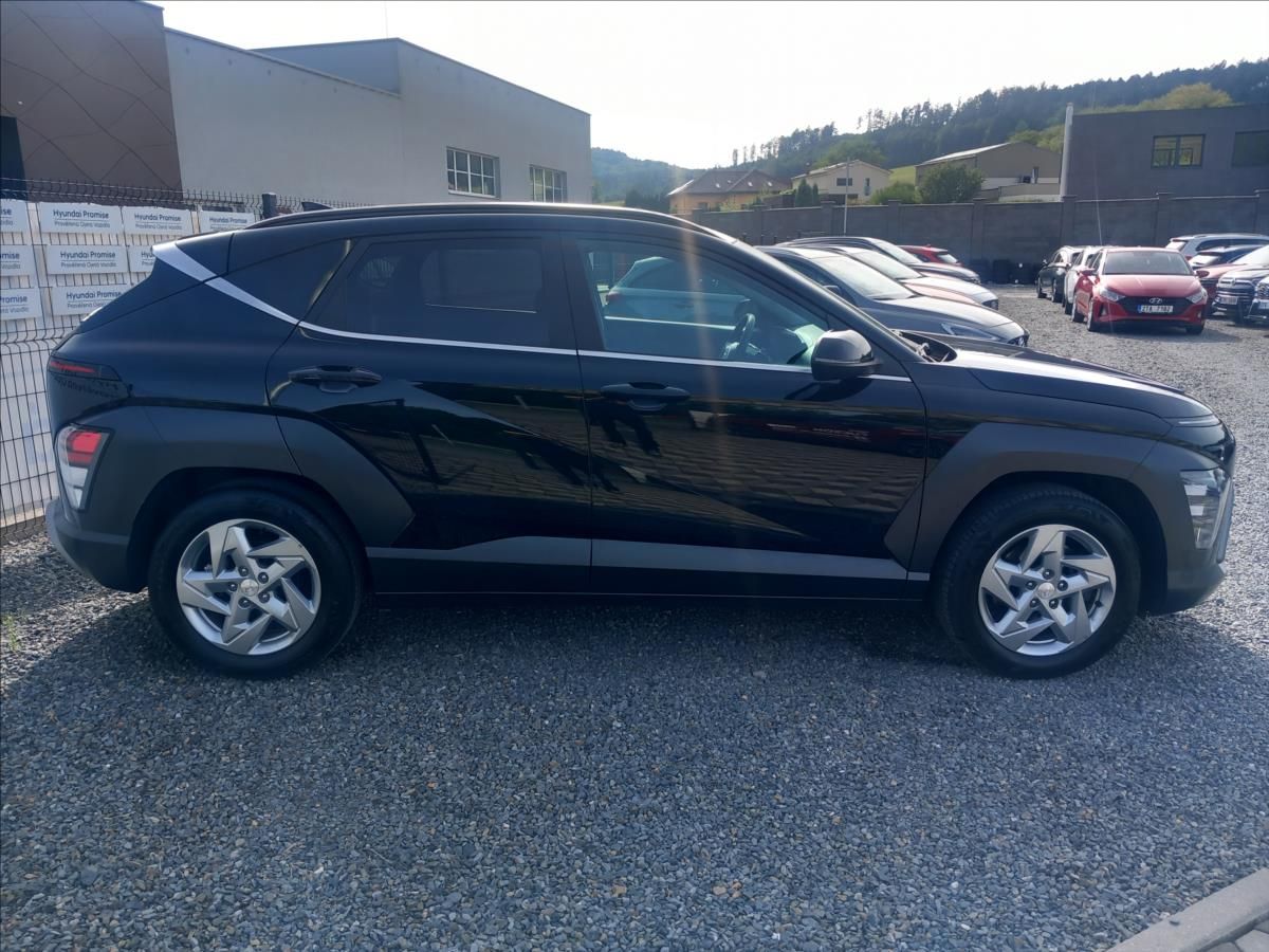 Hyundai Kona, 1,6 T-GDI SMART DCT 4x4 TECHN. - fotka 5