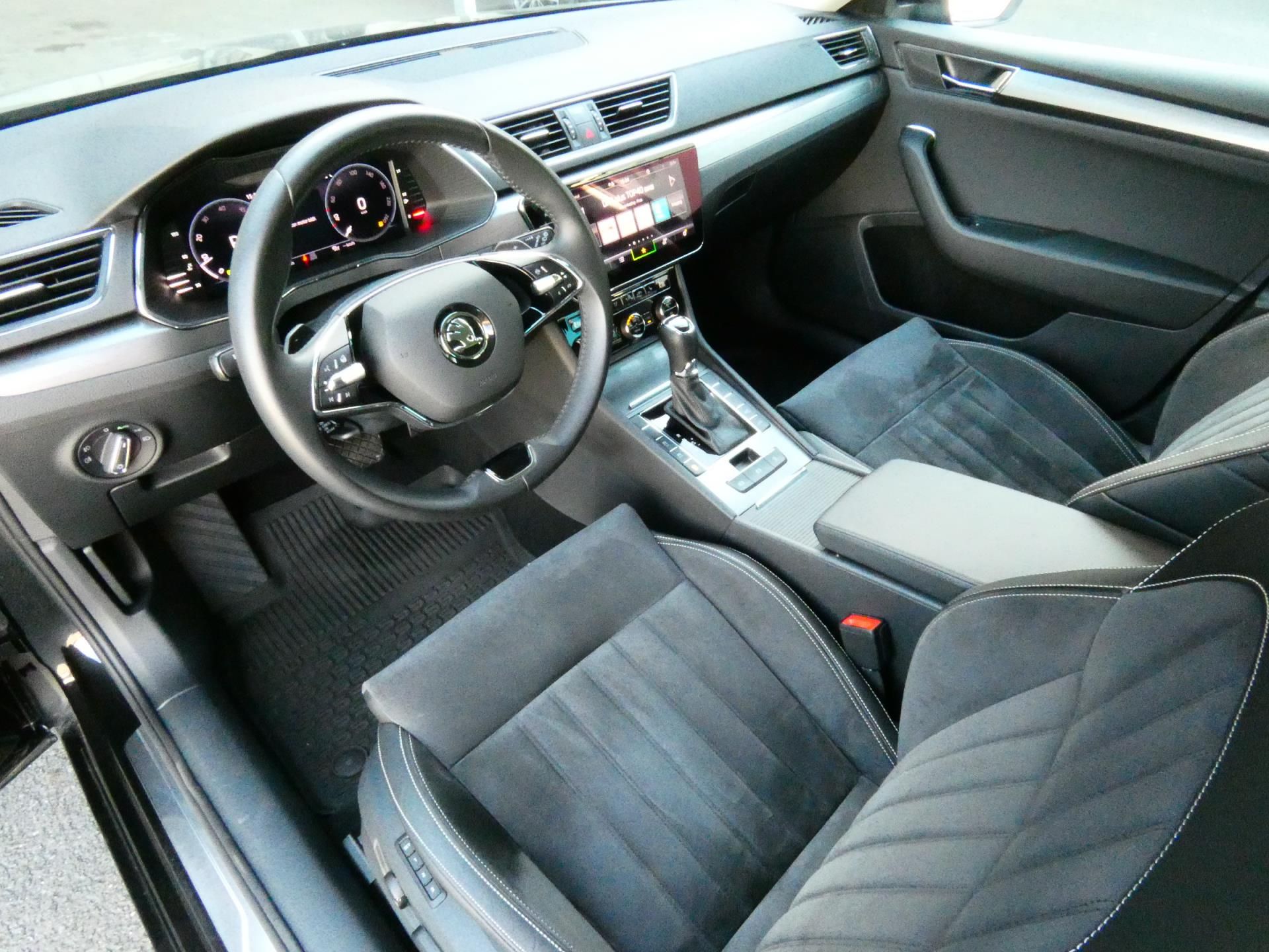 Škoda Superb, III /FL Combi StylePlus 2.0 TD - fotka 5