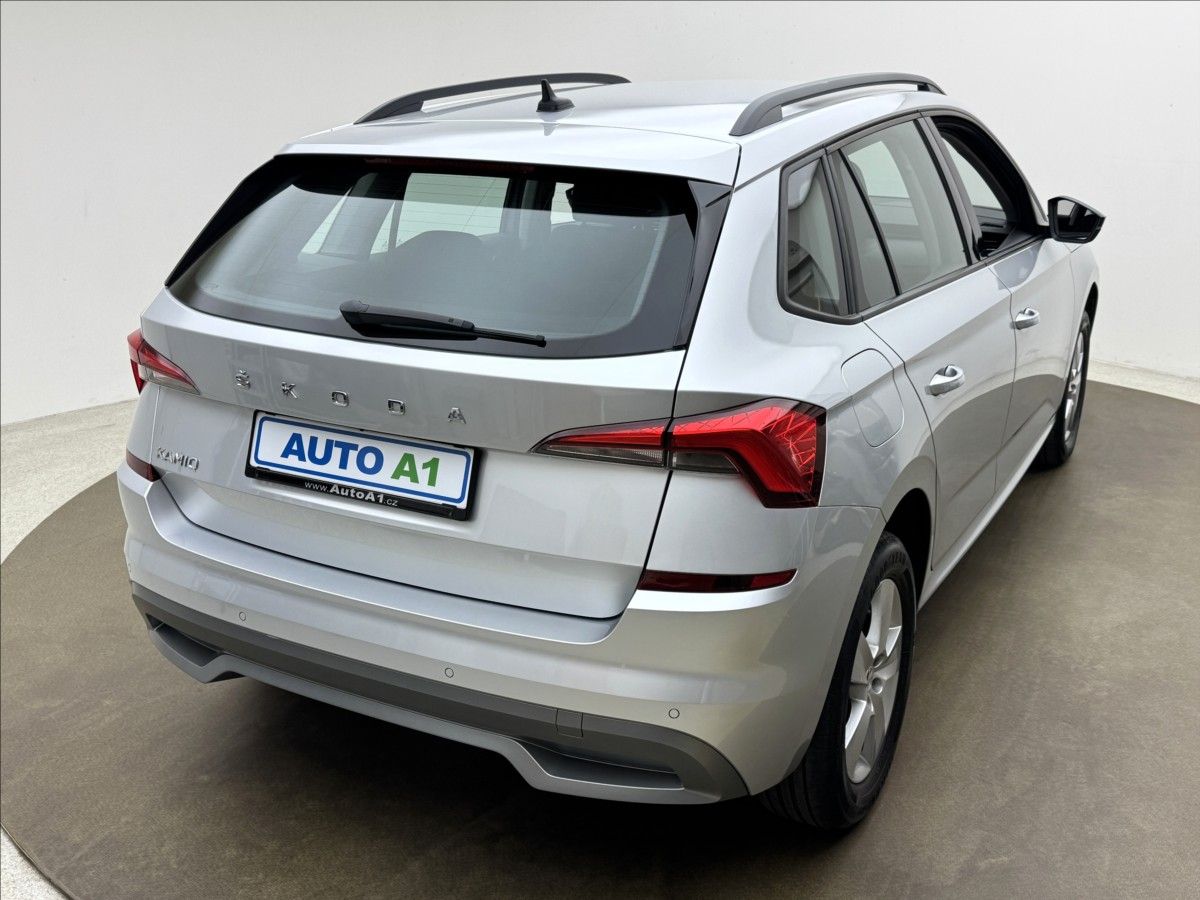 Škoda Kamiq, 1,0 DSG AC LED VÝHŘEV SENZORY - fotka 4