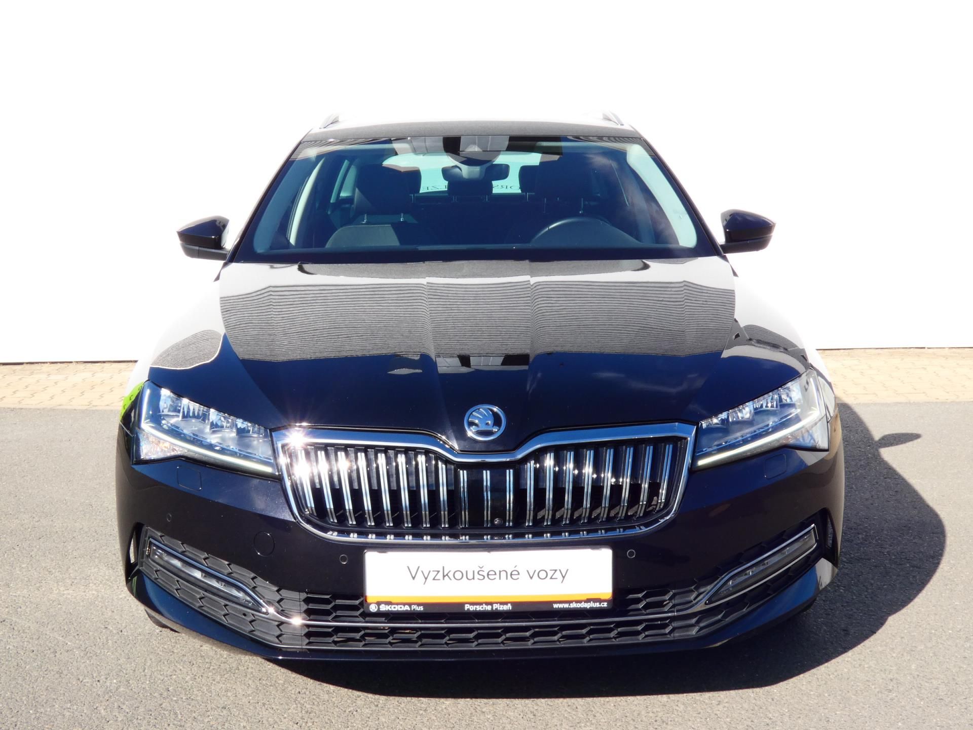 Škoda Superb, III /FL Combi StylePlus 2.0 TD - fotka 4