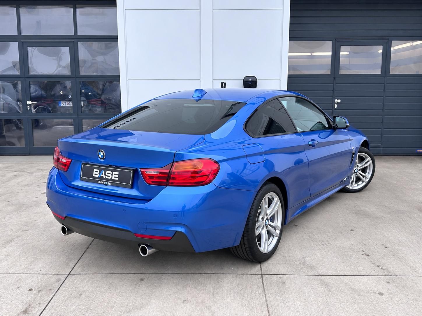 BMW Řada 4, 440i xDrive M-Sport - fotka 4