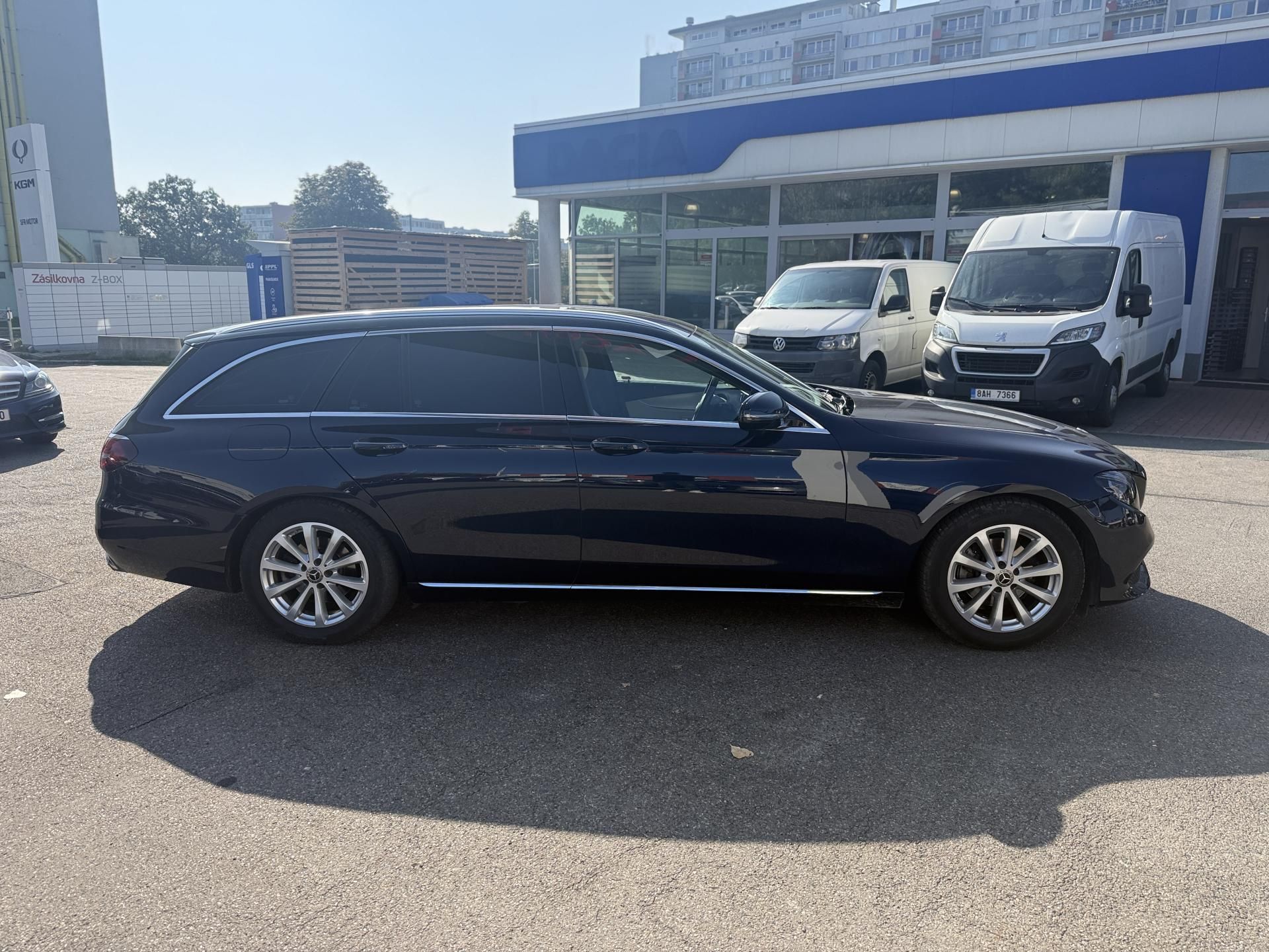 Mercedes-Benz Třídy E, 200 CDi - fotka 5