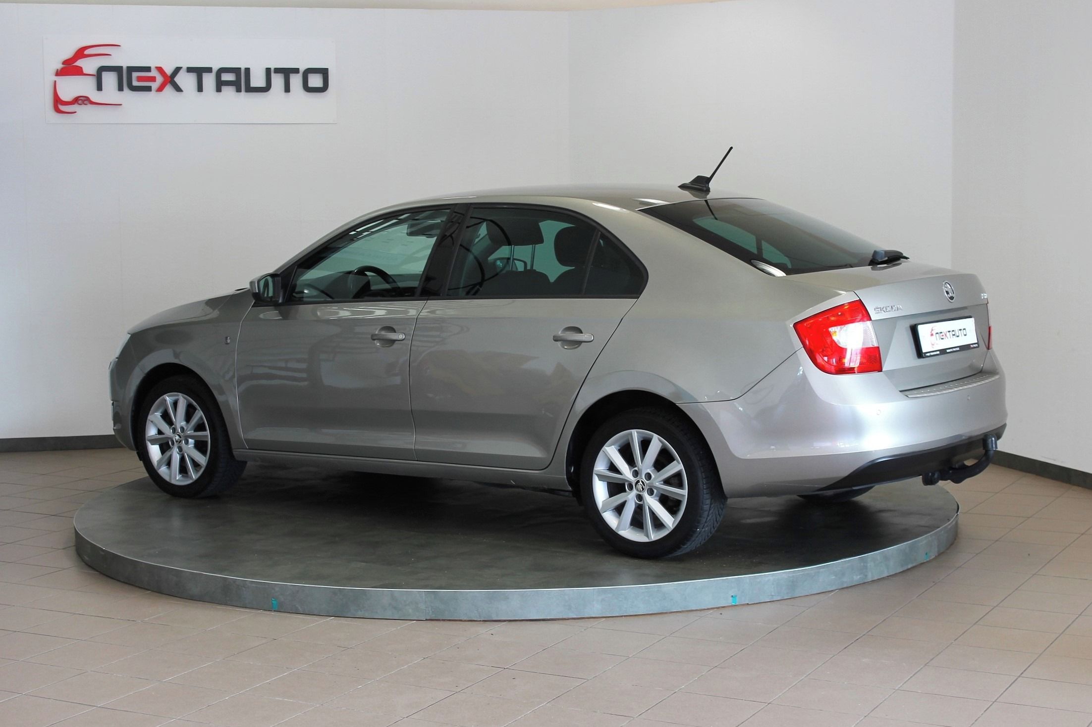 Škoda Rapid, 1.2 TSI 77kW AMBITION+, TAŽNÉ - fotka 3